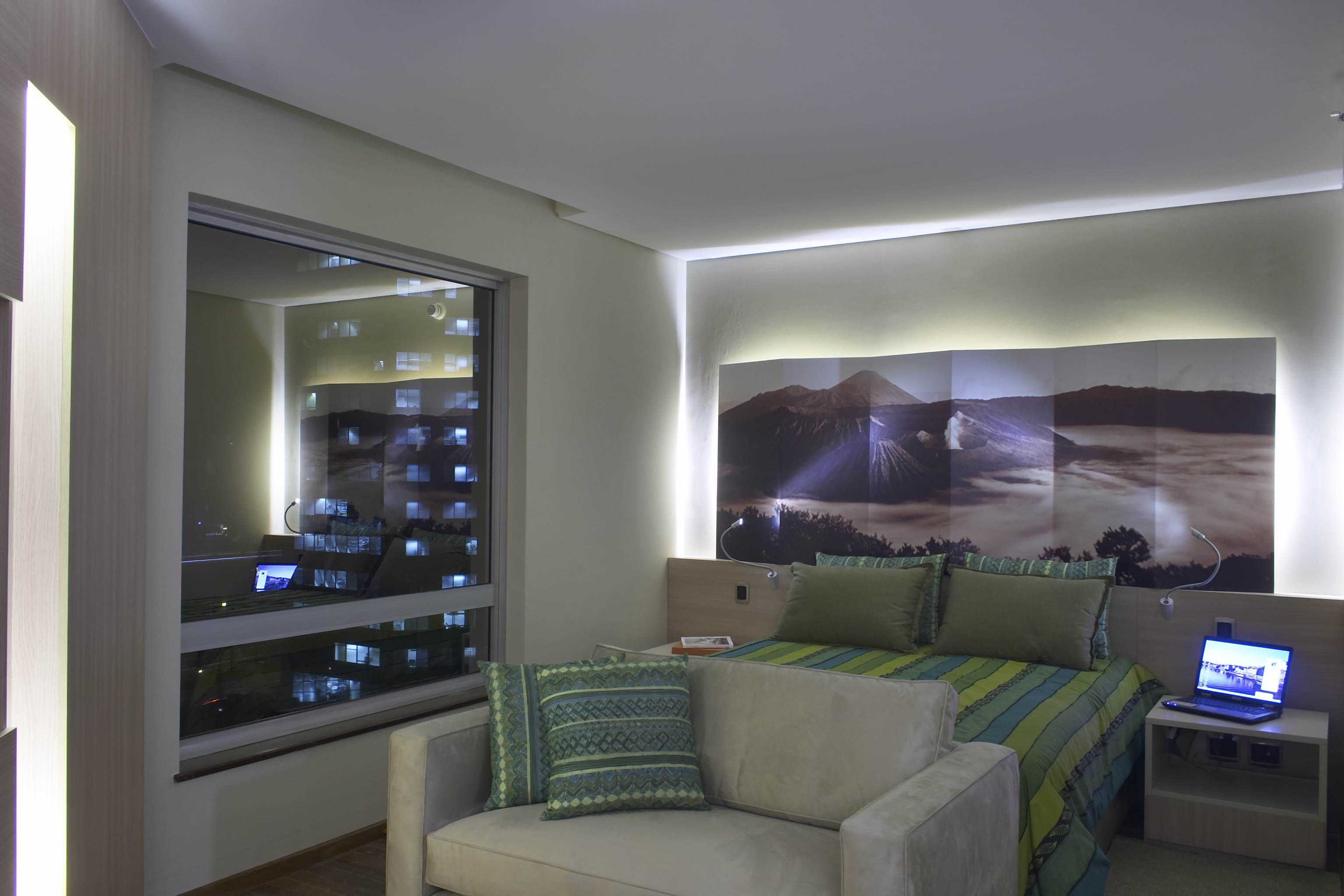 Single Executive King Bed