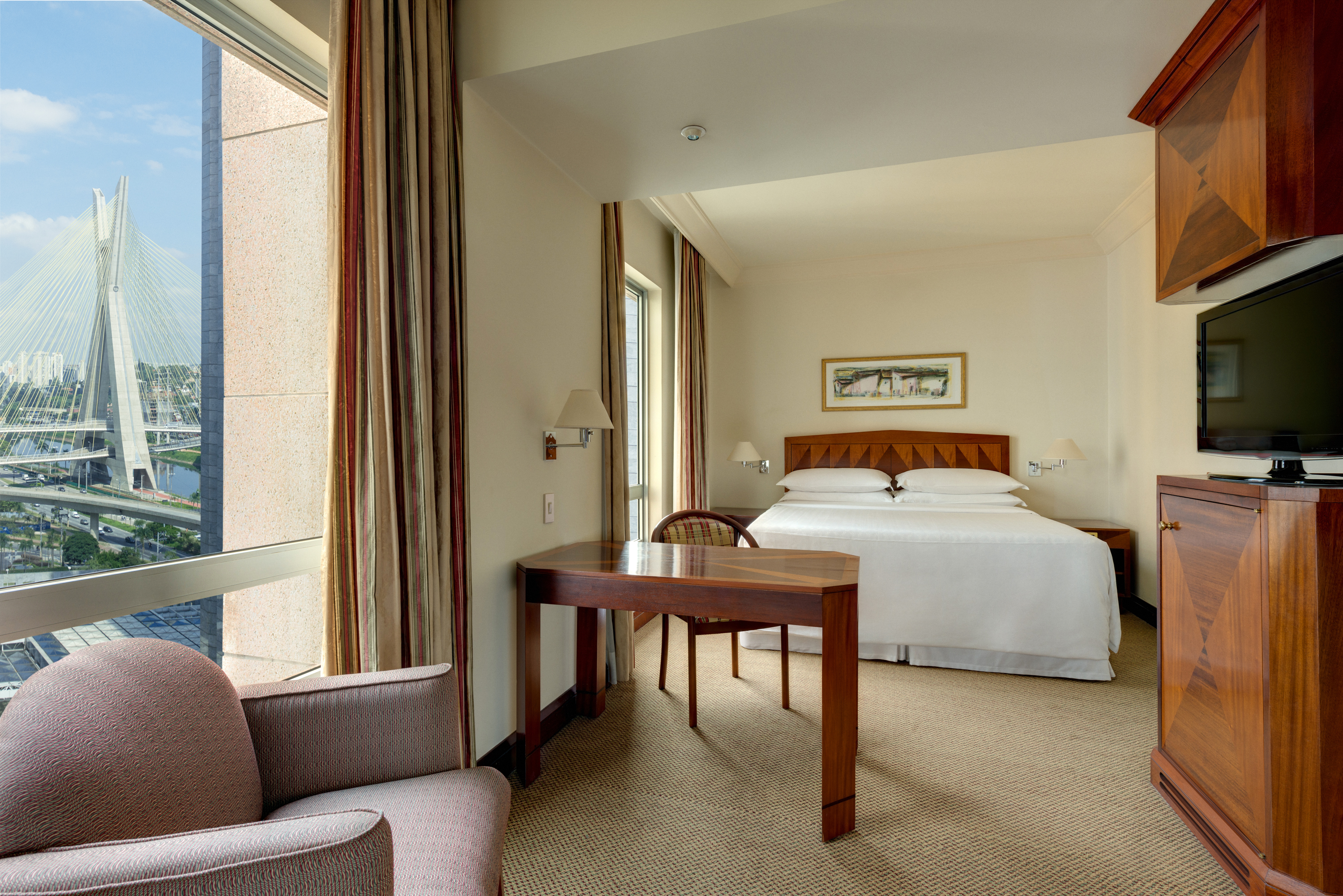 Double Club King Bed