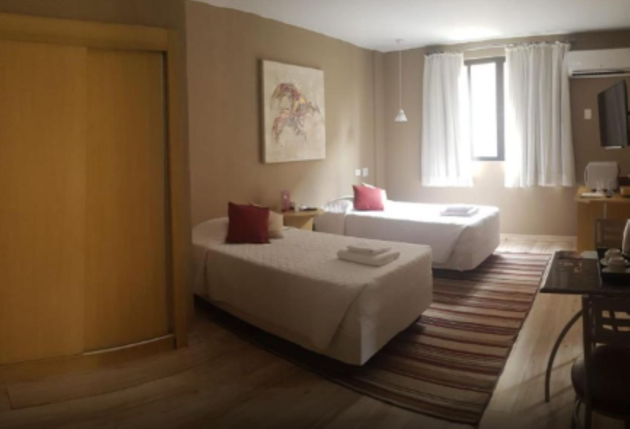 Family Room Capacity 3