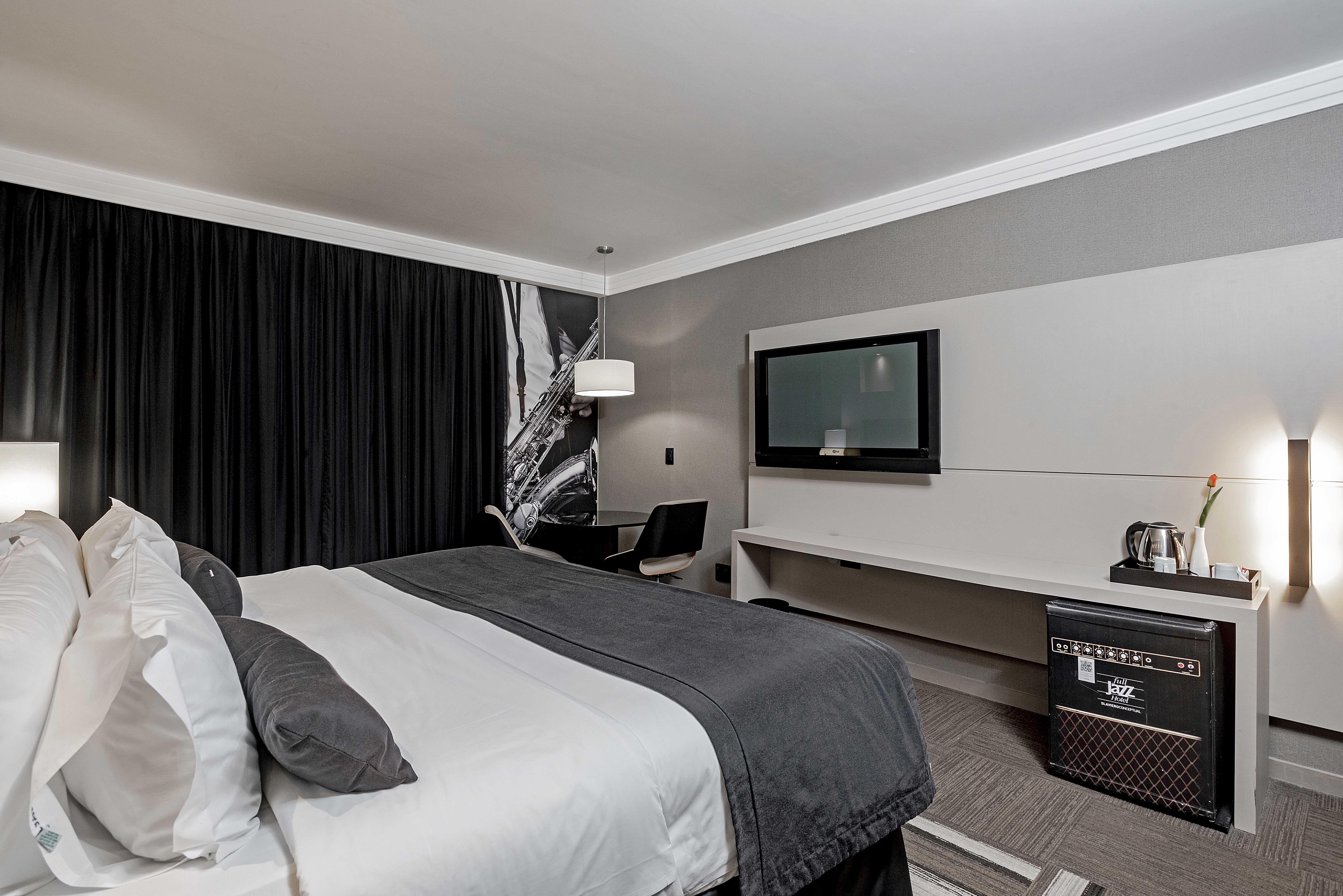 Single Deluxe Superior