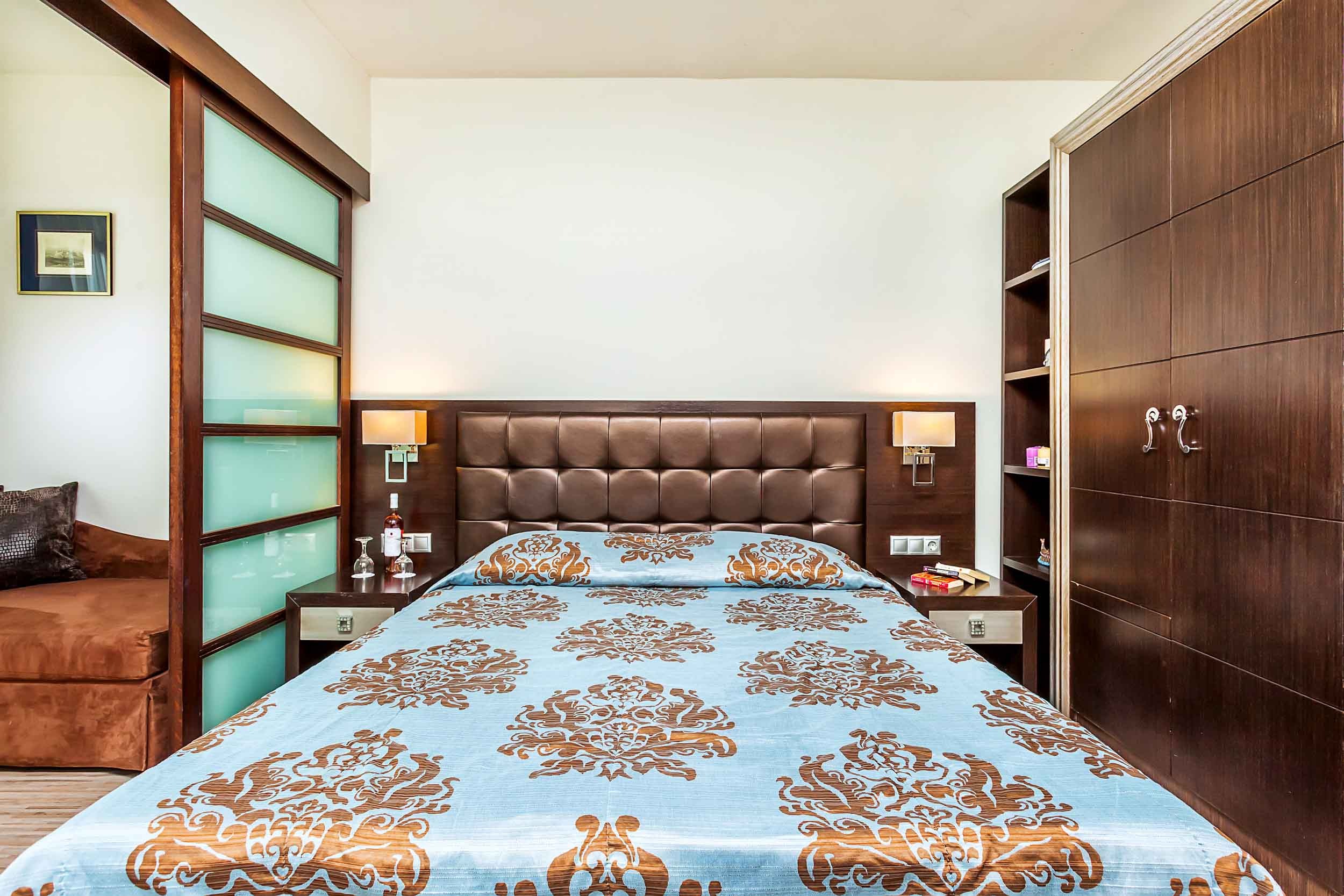 Family Room Side Sea View