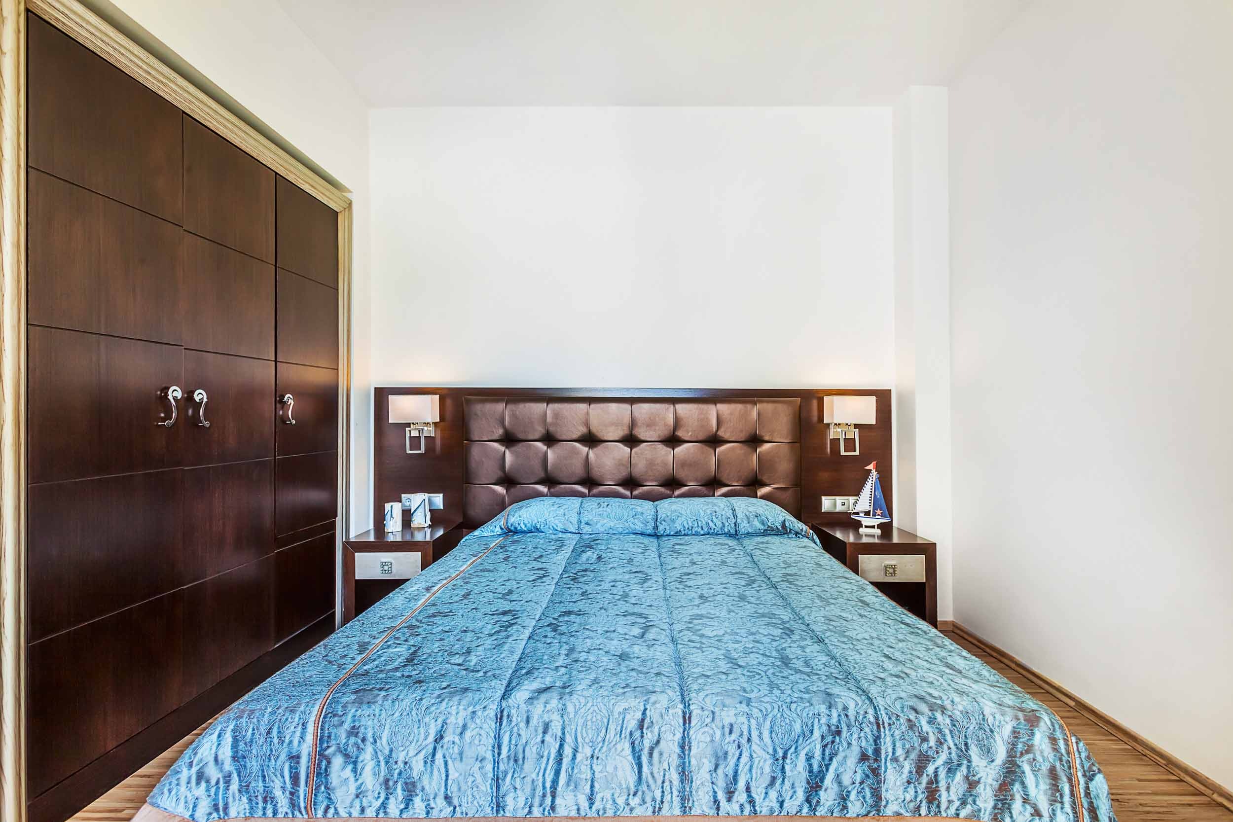 Family Room Garden View Two Bedrooms