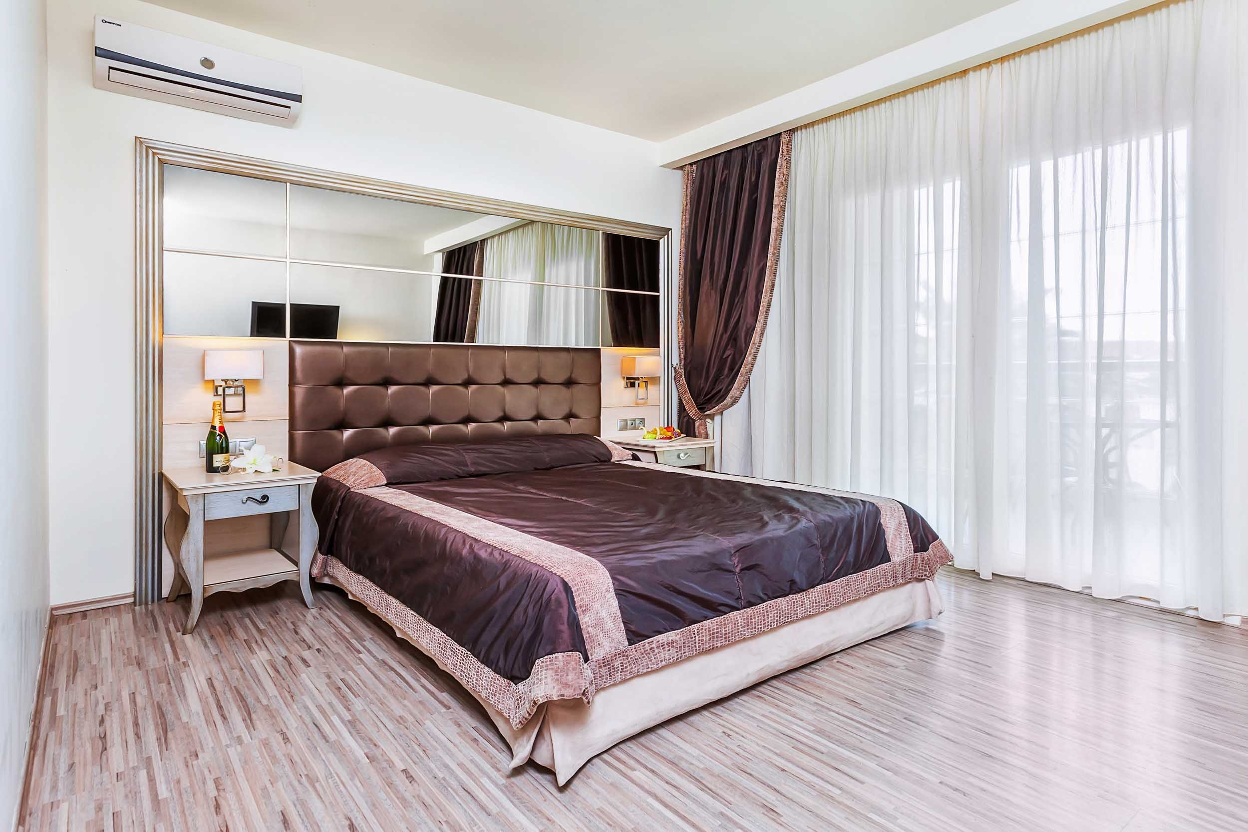 Family Room Garden View Two Bedrooms