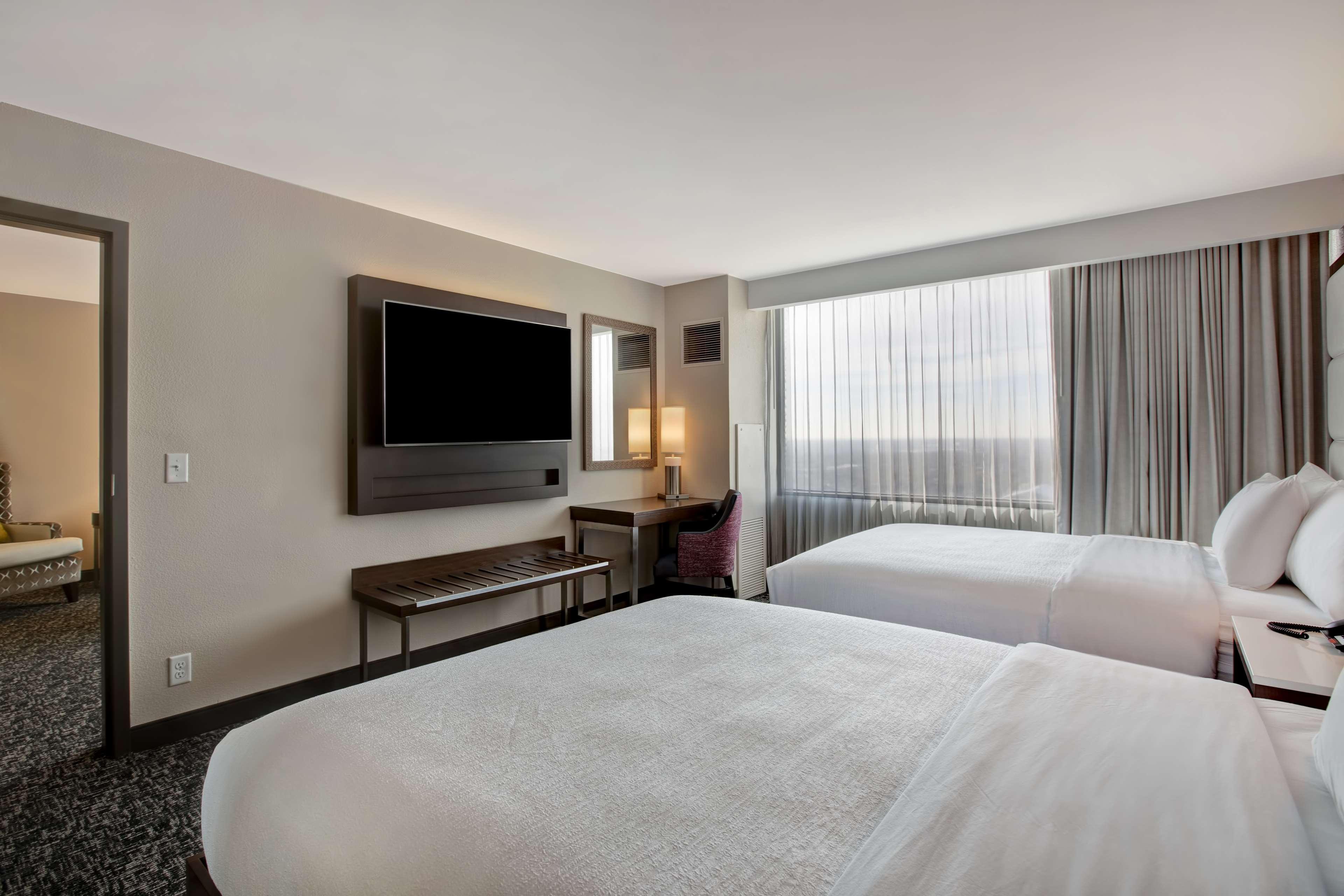 Suite Two Queen Beds