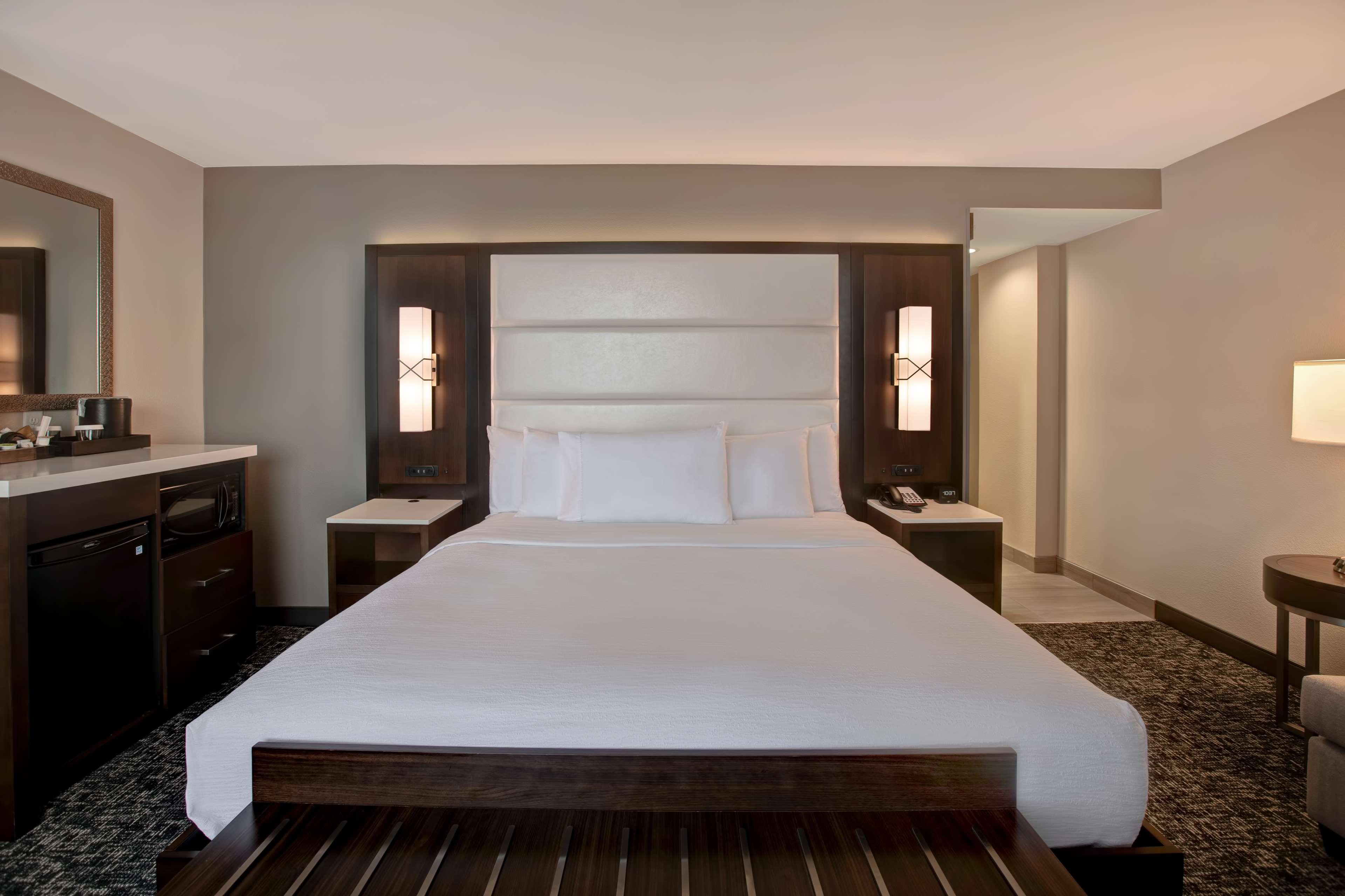 Studio King Bed One Bedroom 