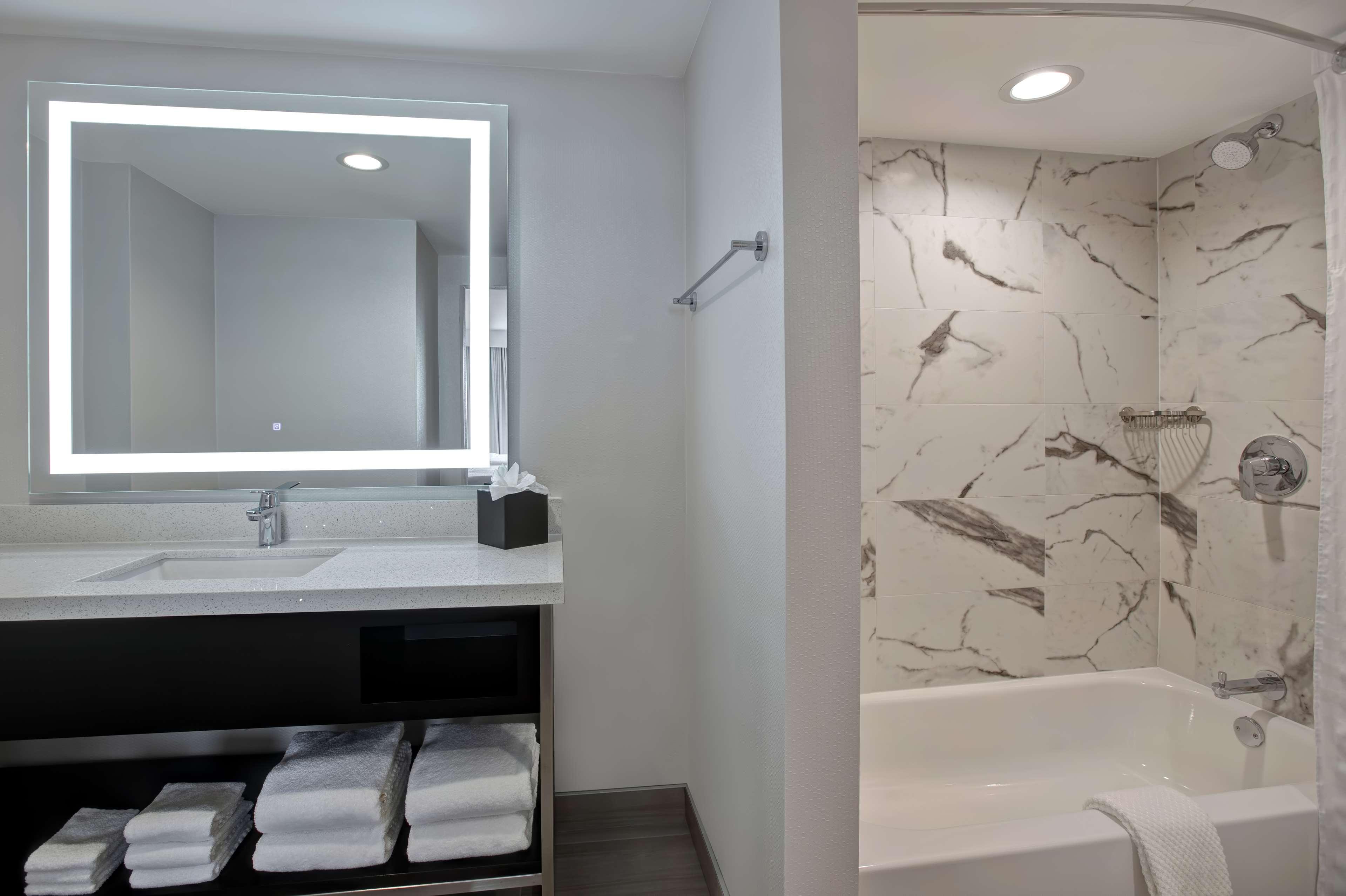 Suite Two Queen Beds