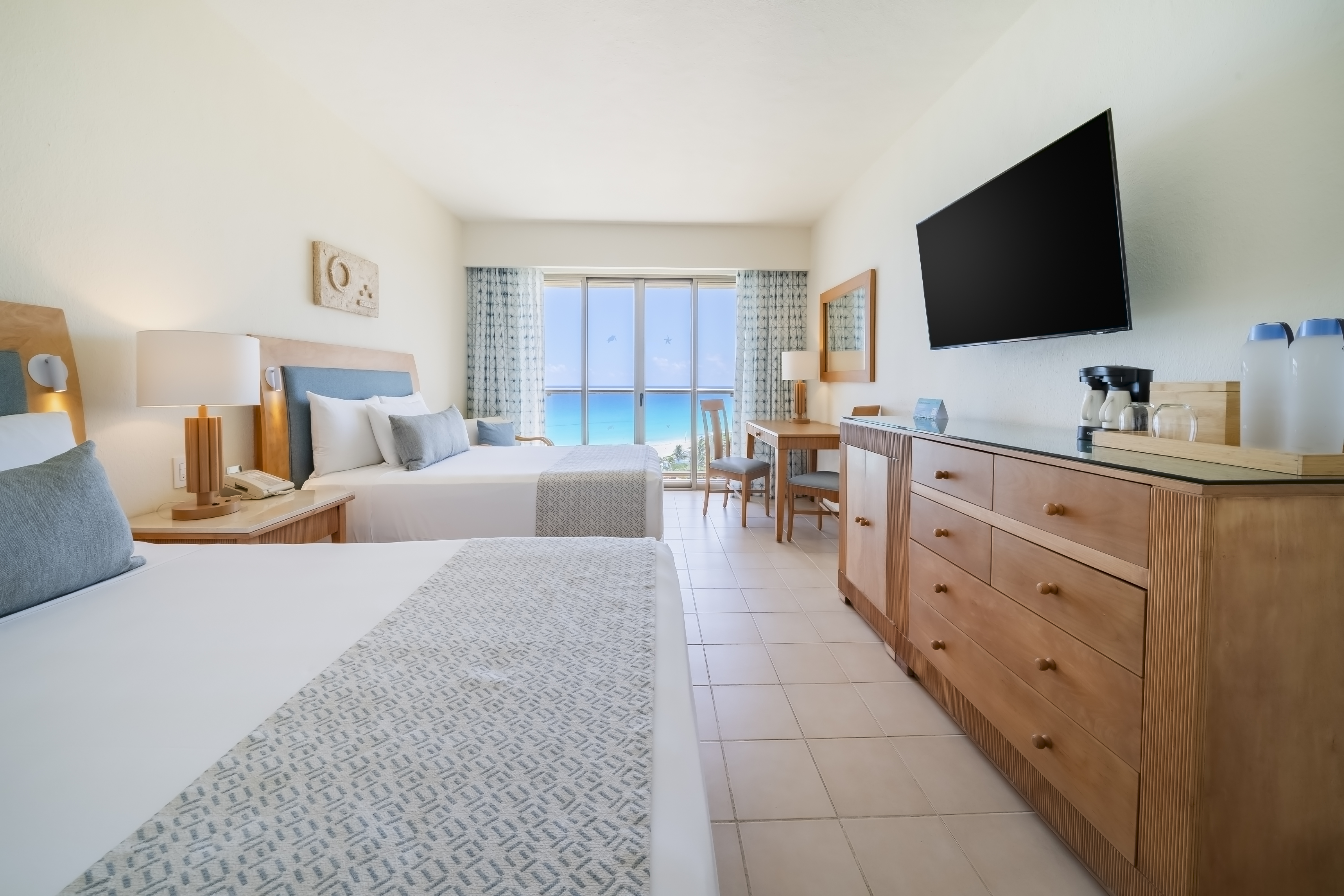 Family Room Ocean View Two Bedrooms