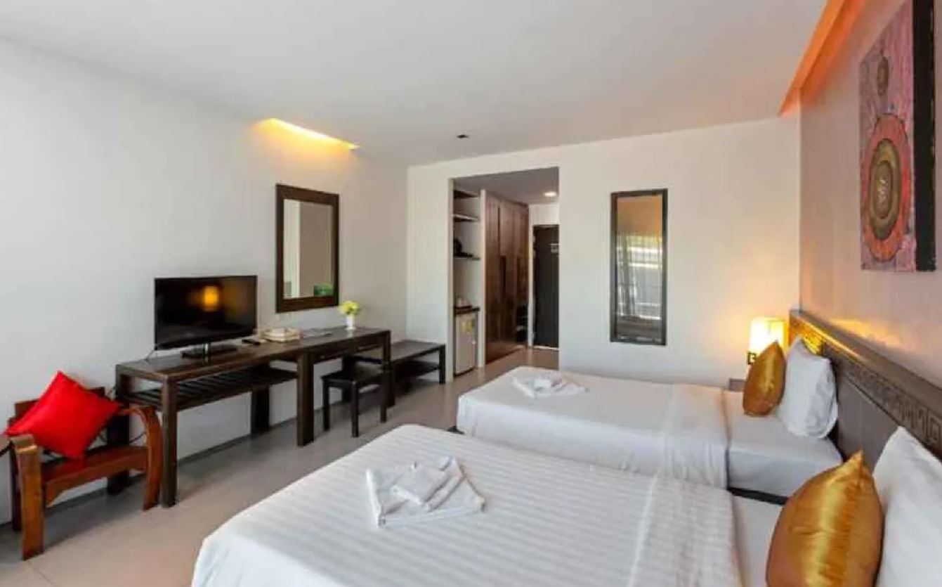 Double or Twin Deluxe Pool View