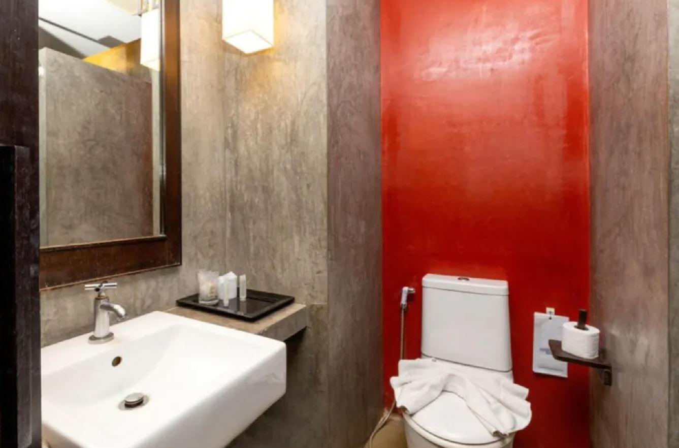 Double or Twin Deluxe Pool View