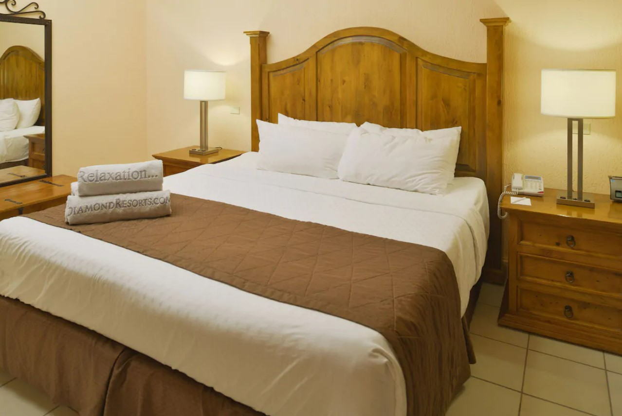 Suite King Bed One Bedroom 