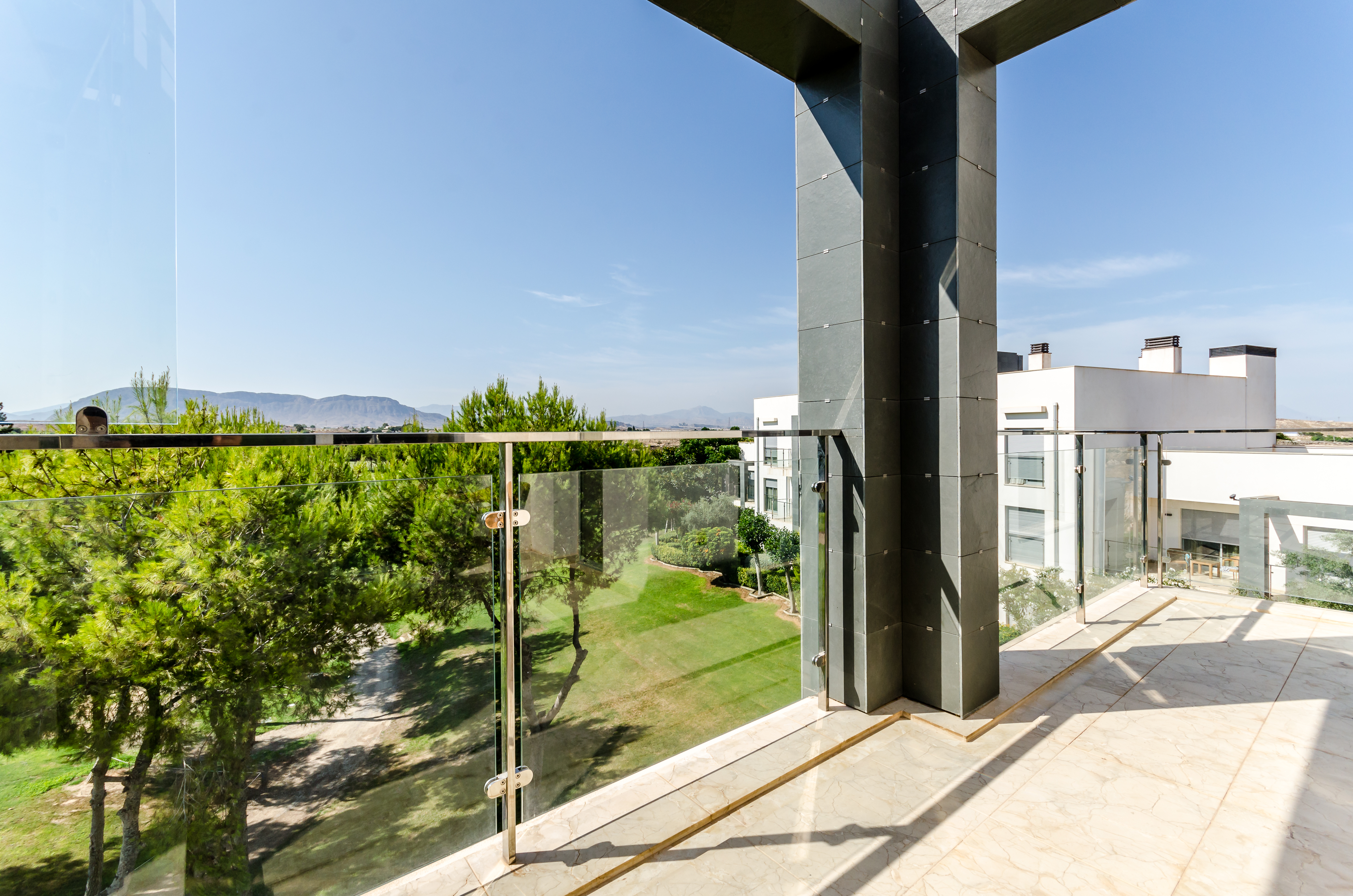 Apartment Capacity 4 Three Bedroom