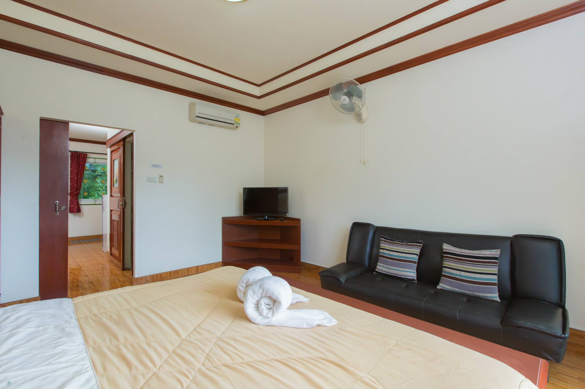 Apartment with Balcony