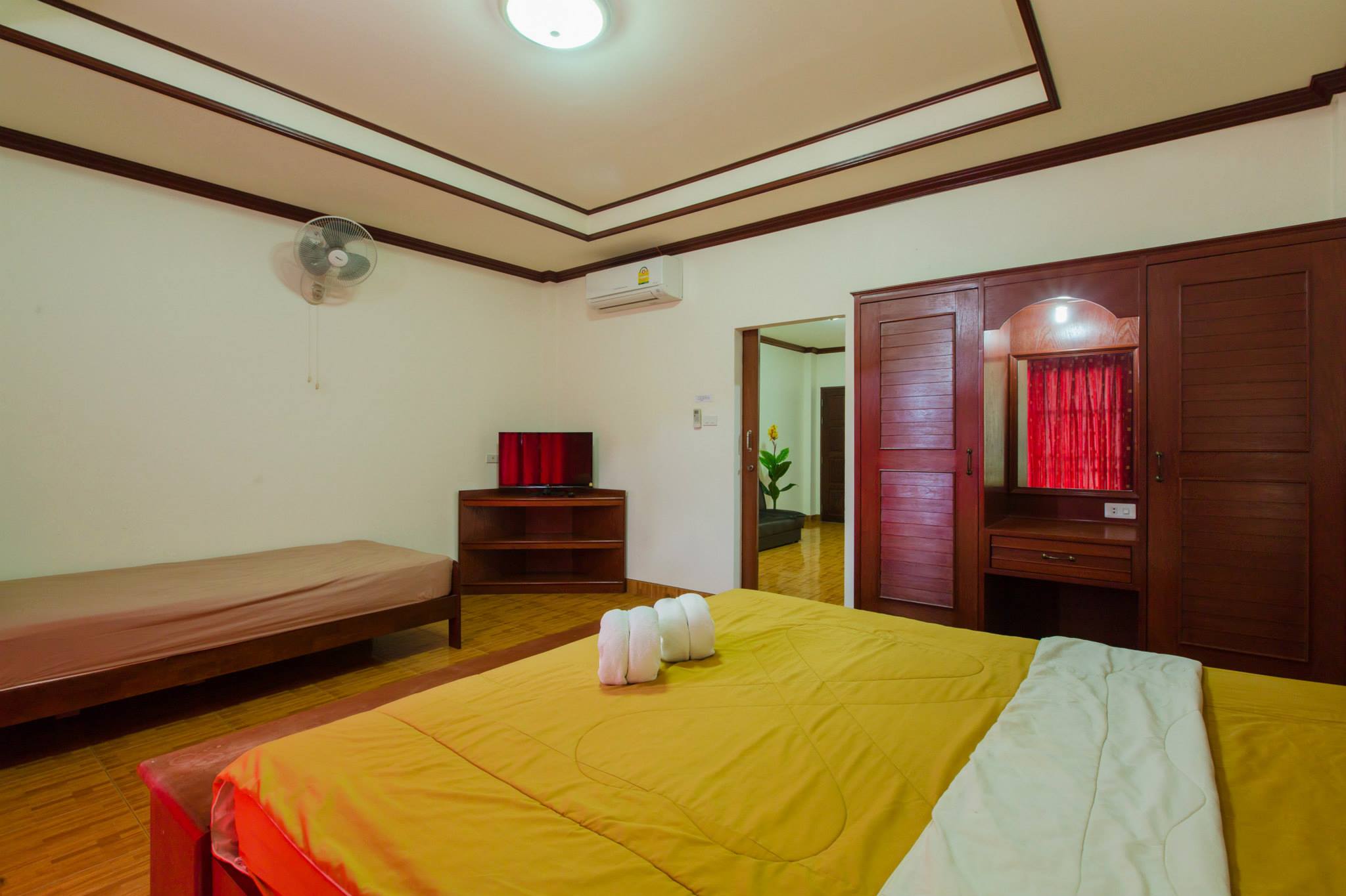 Apartment with Balcony