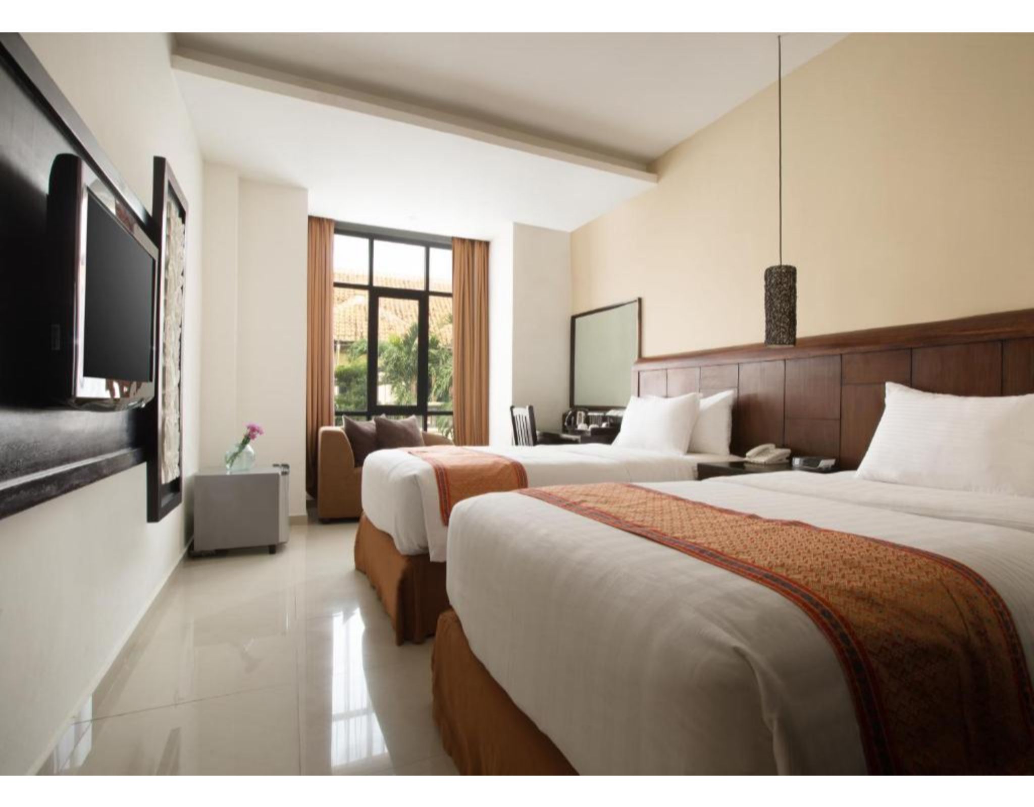 Twin Deluxe Garden View