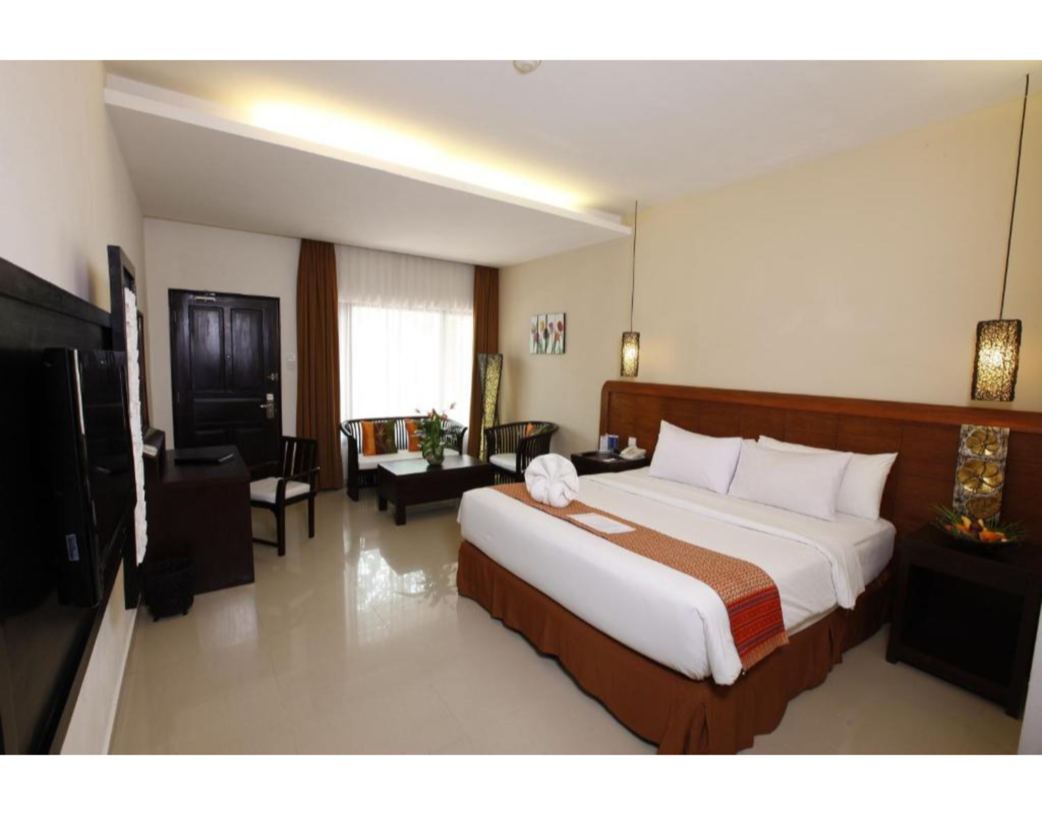 Double Deluxe Pool View