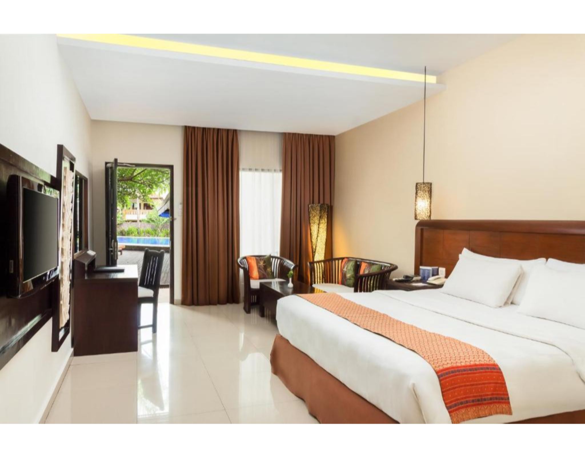 Double Deluxe Pool View