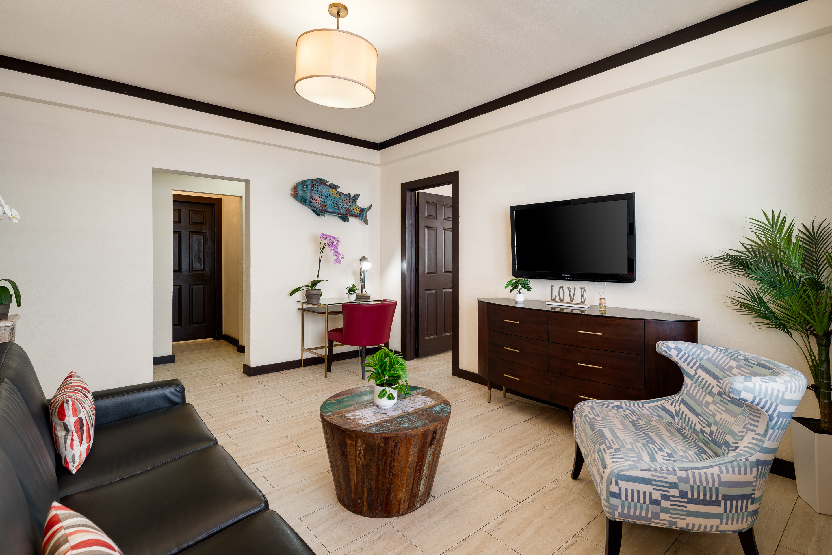 Suite Two Bedrooms One Bathroom