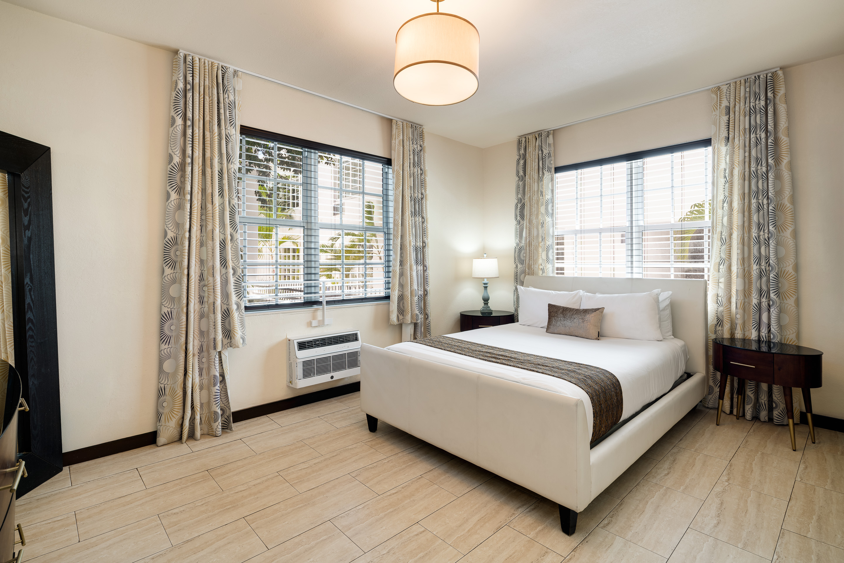 Suite Two Bedrooms One Bathroom