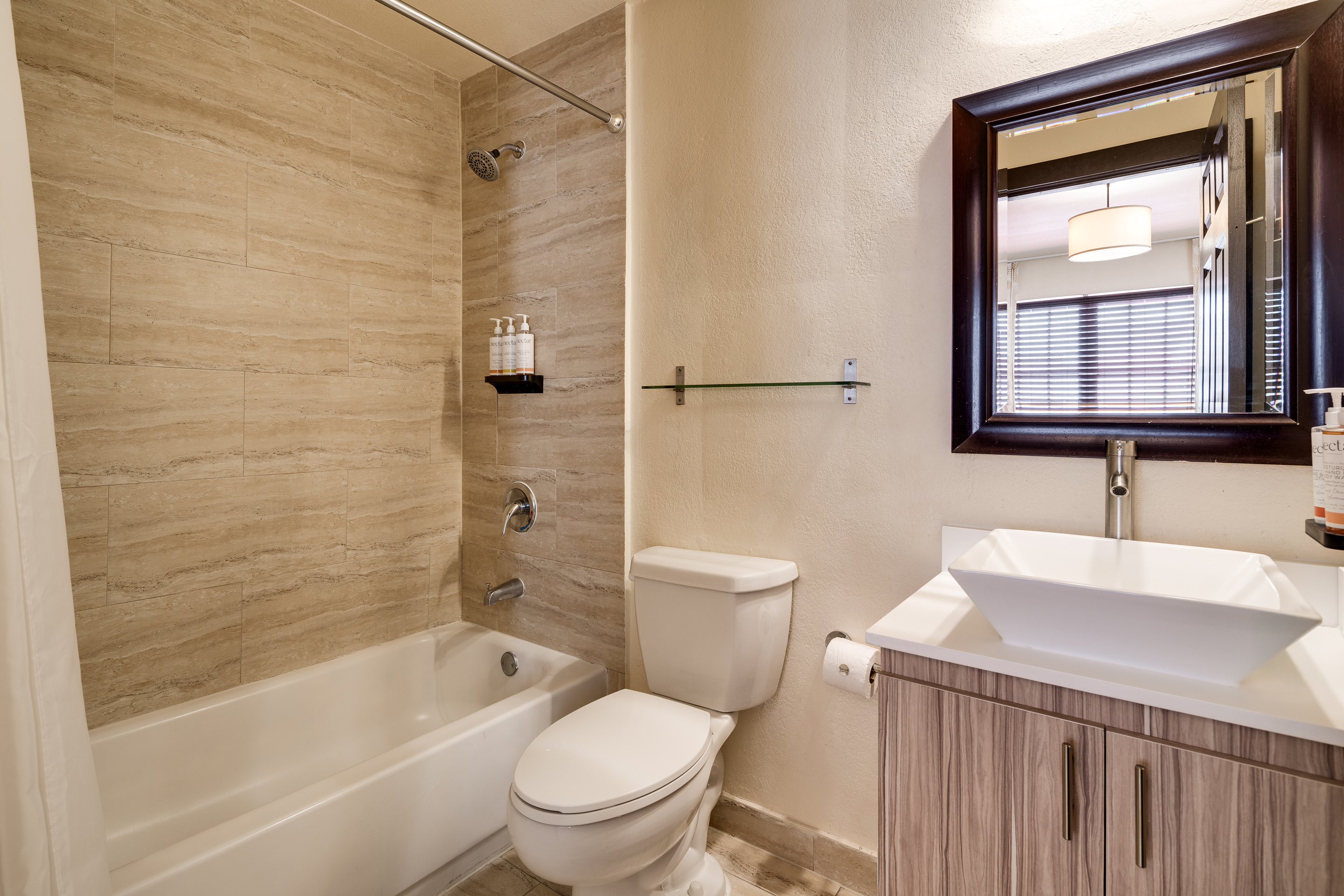 Suite Two Bedrooms One Bathroom