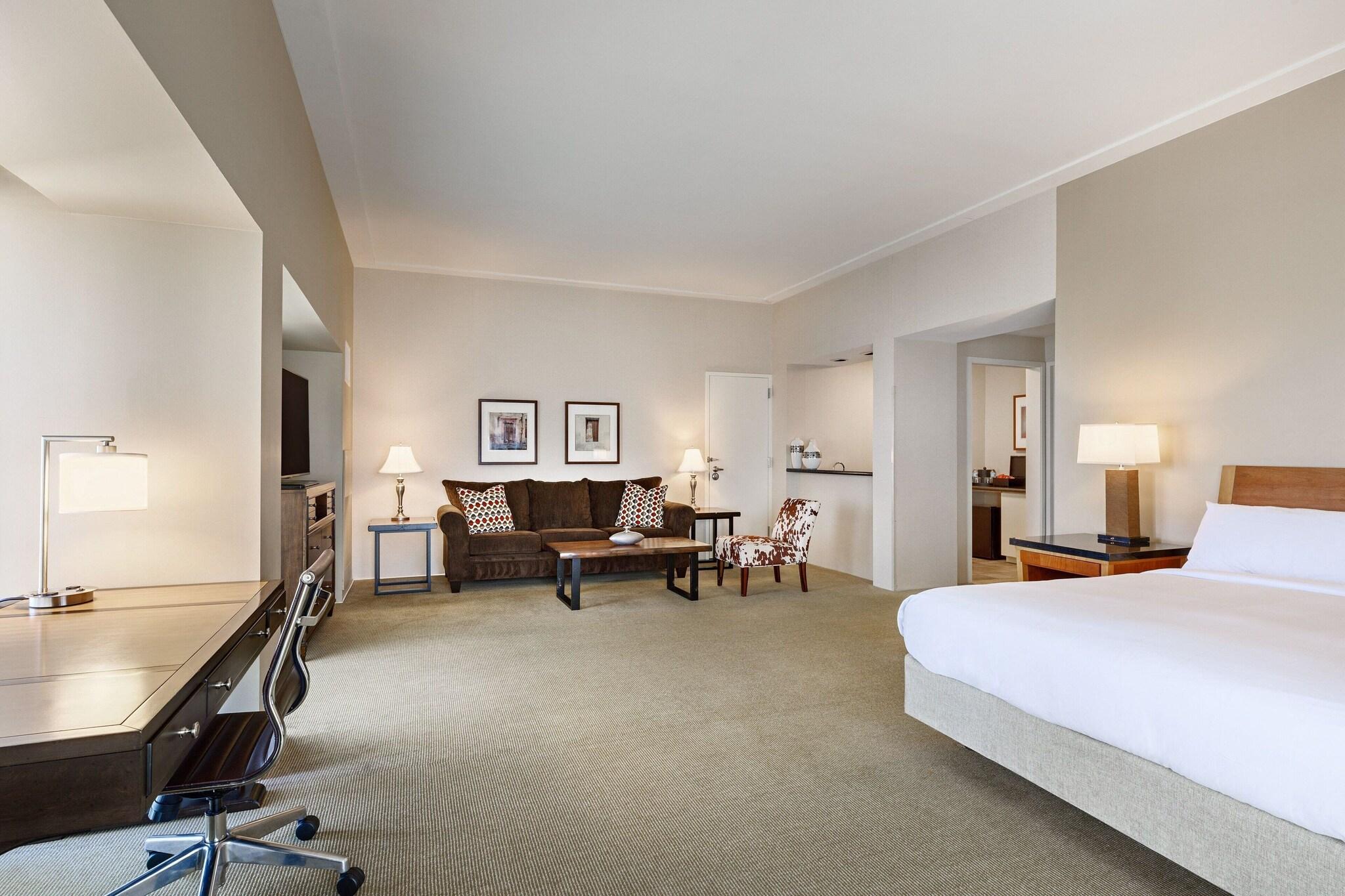 Suite King Bed One Bedroom 