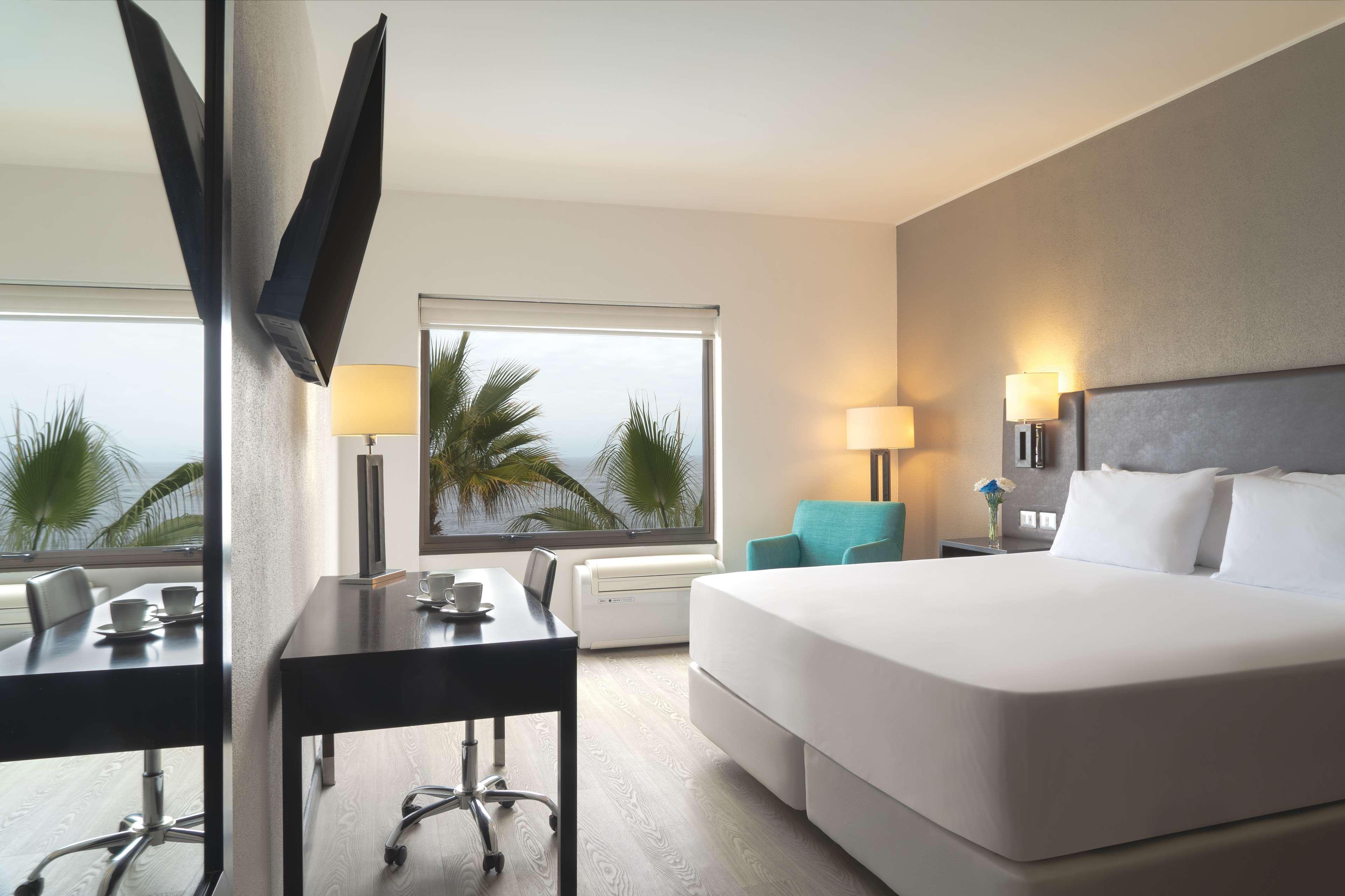 Double Superior with Views