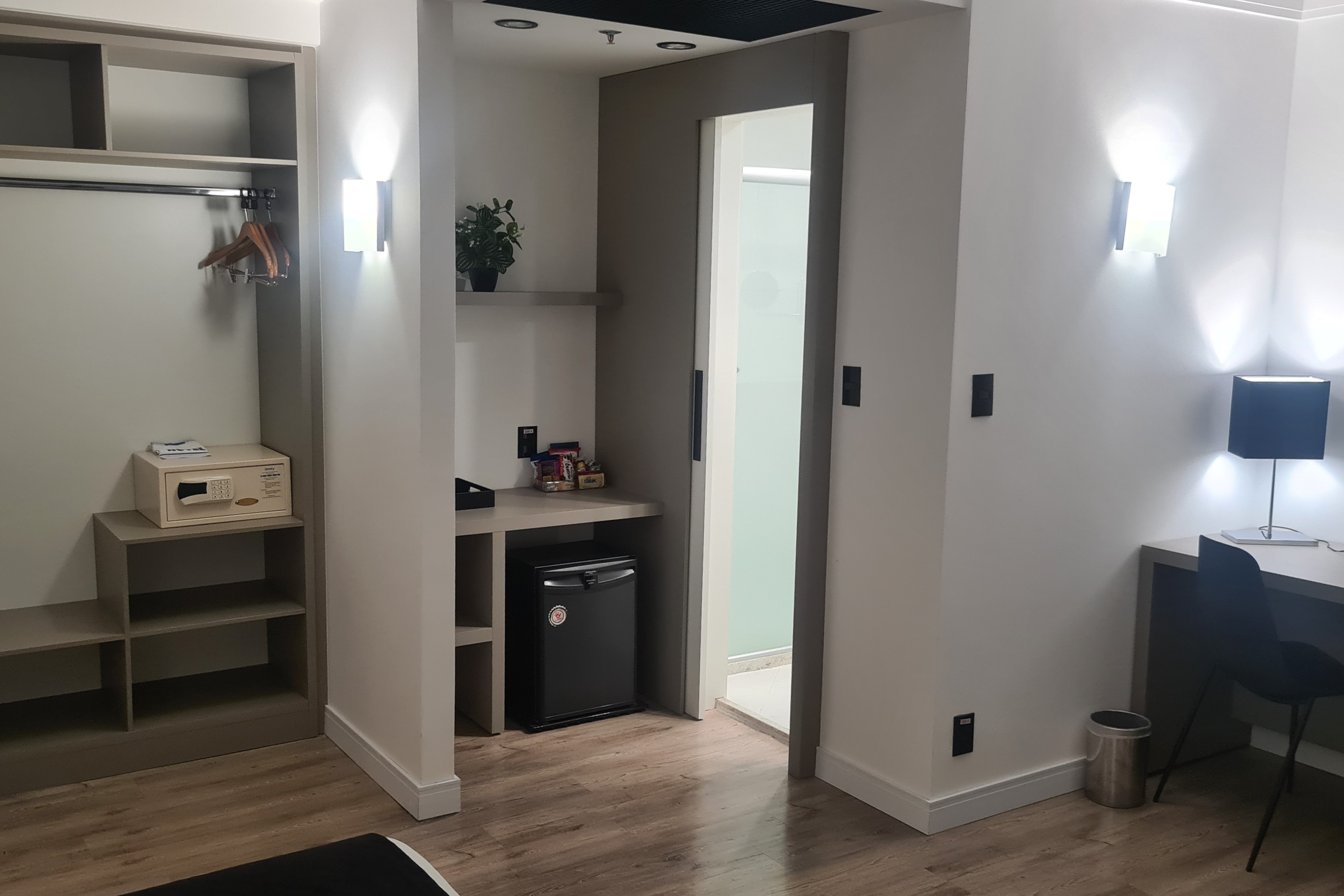 Single Deluxe Superior