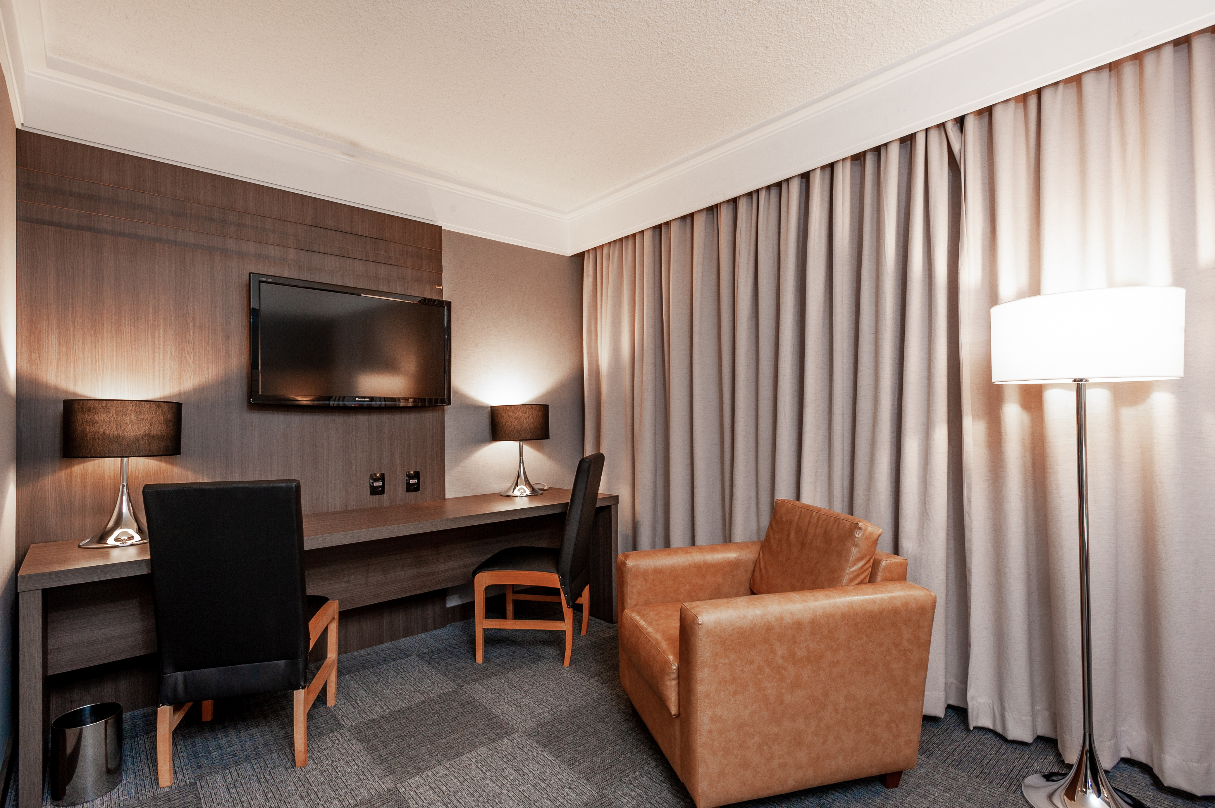 Single Deluxe Premium