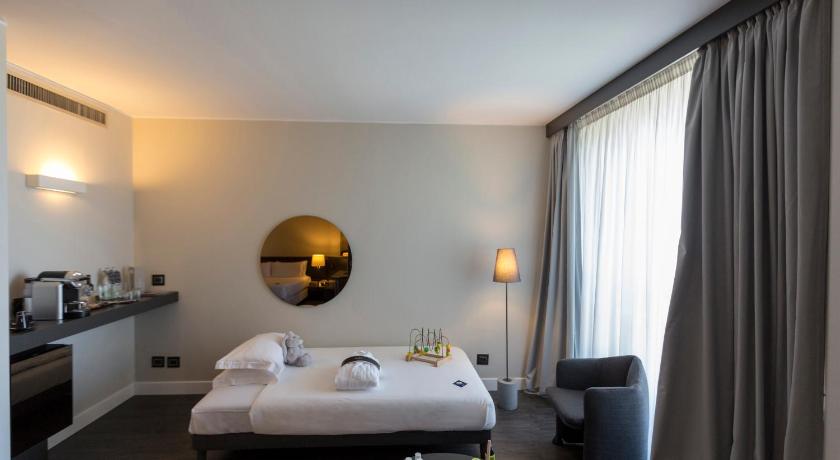 Family Room Superior