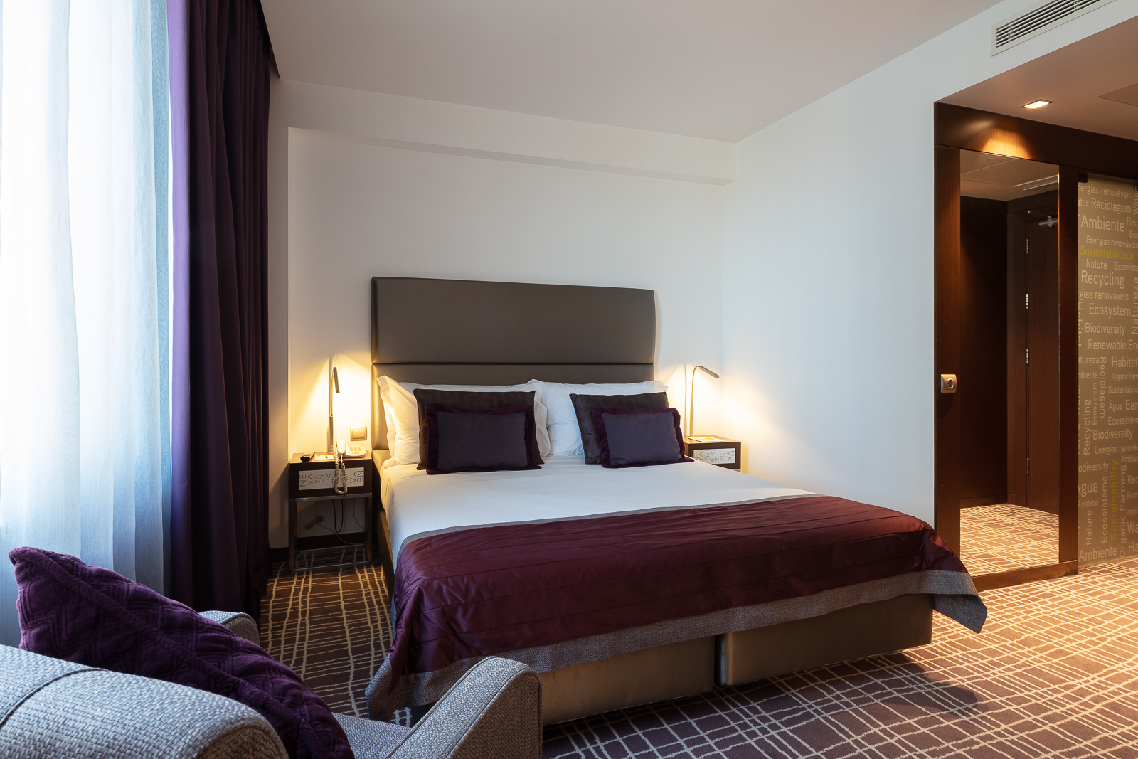 Double or Twin Standard