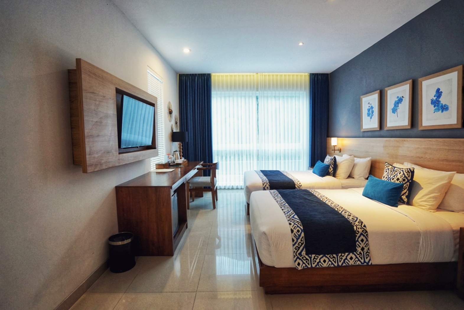 Double or Twin Superior