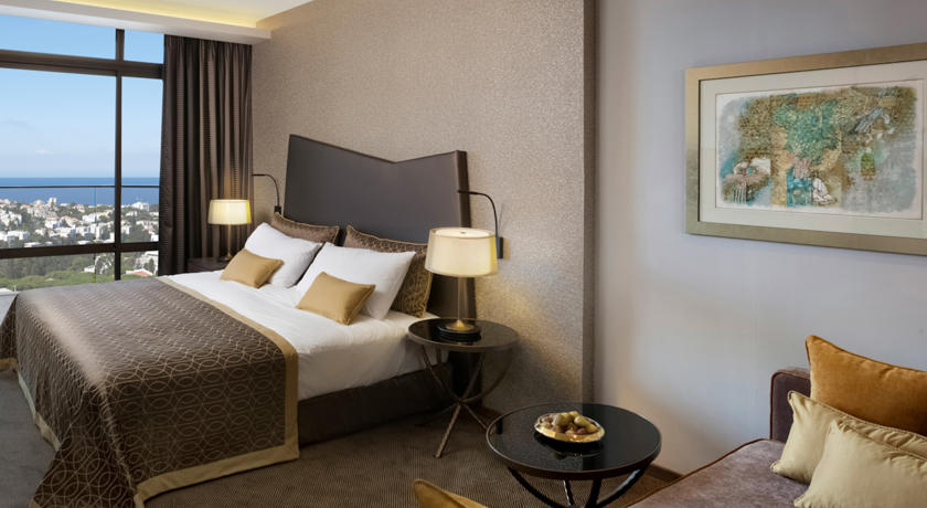 Double or Twin Deluxe