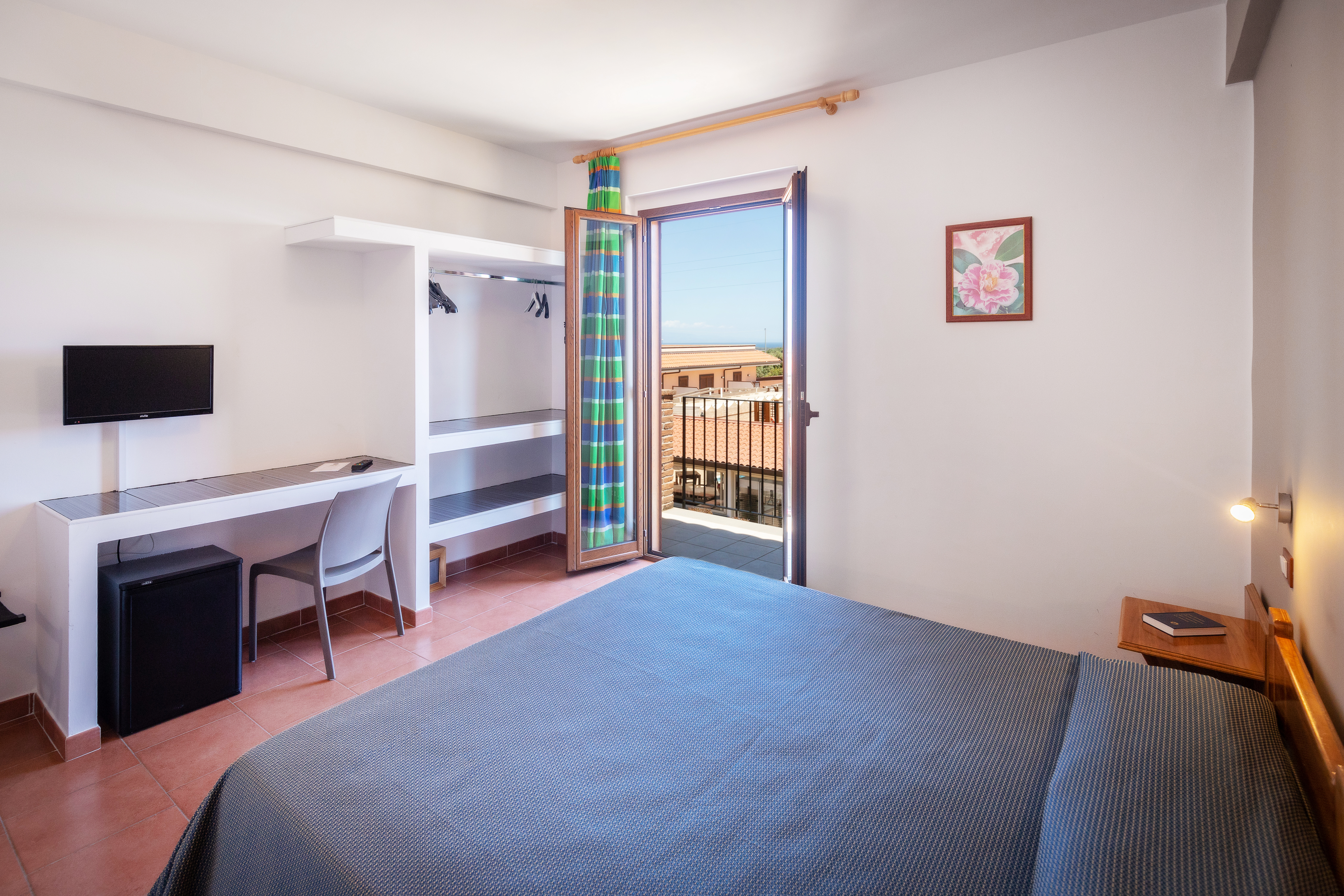 Double or Twin Standard