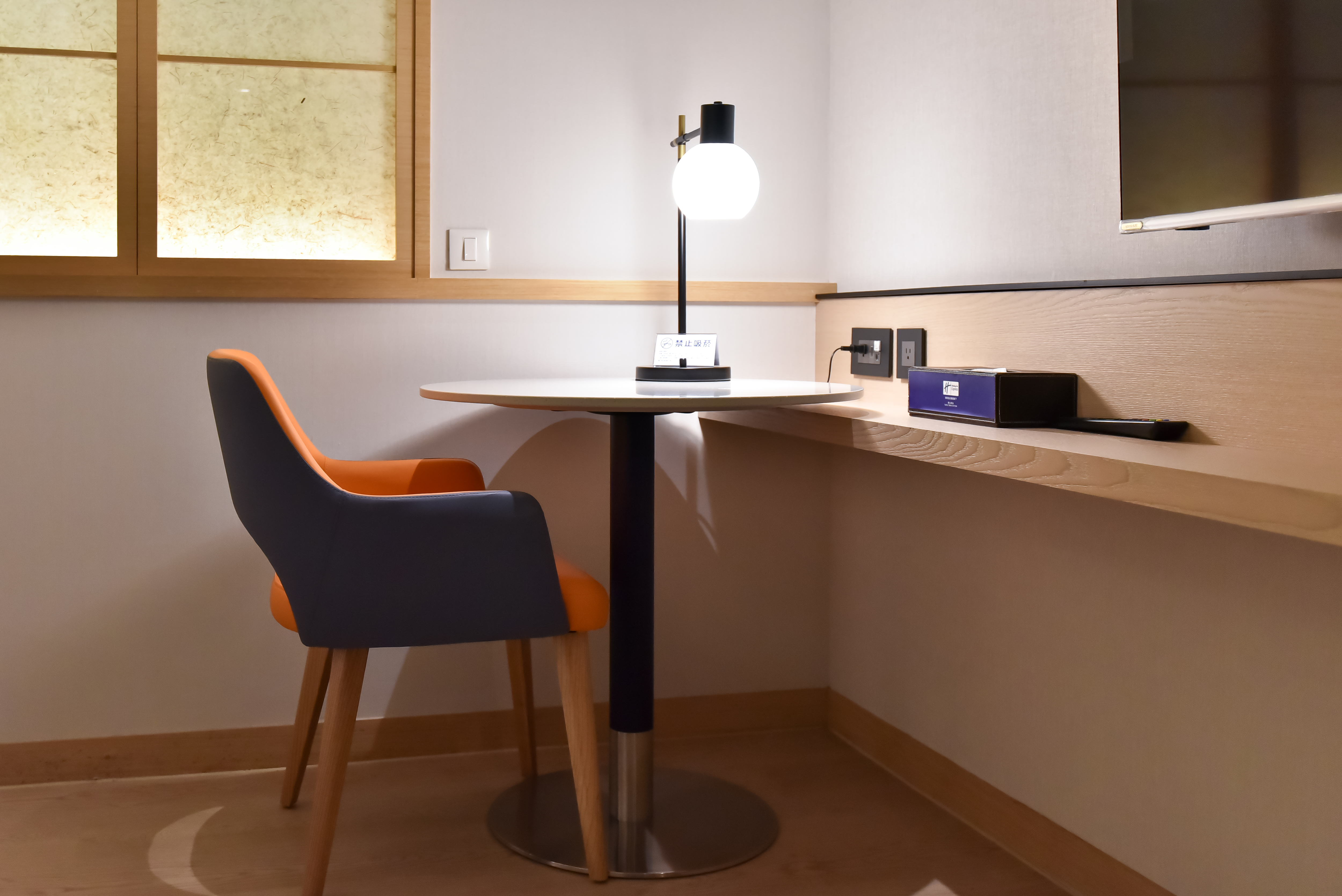 Double Queen Size Bed