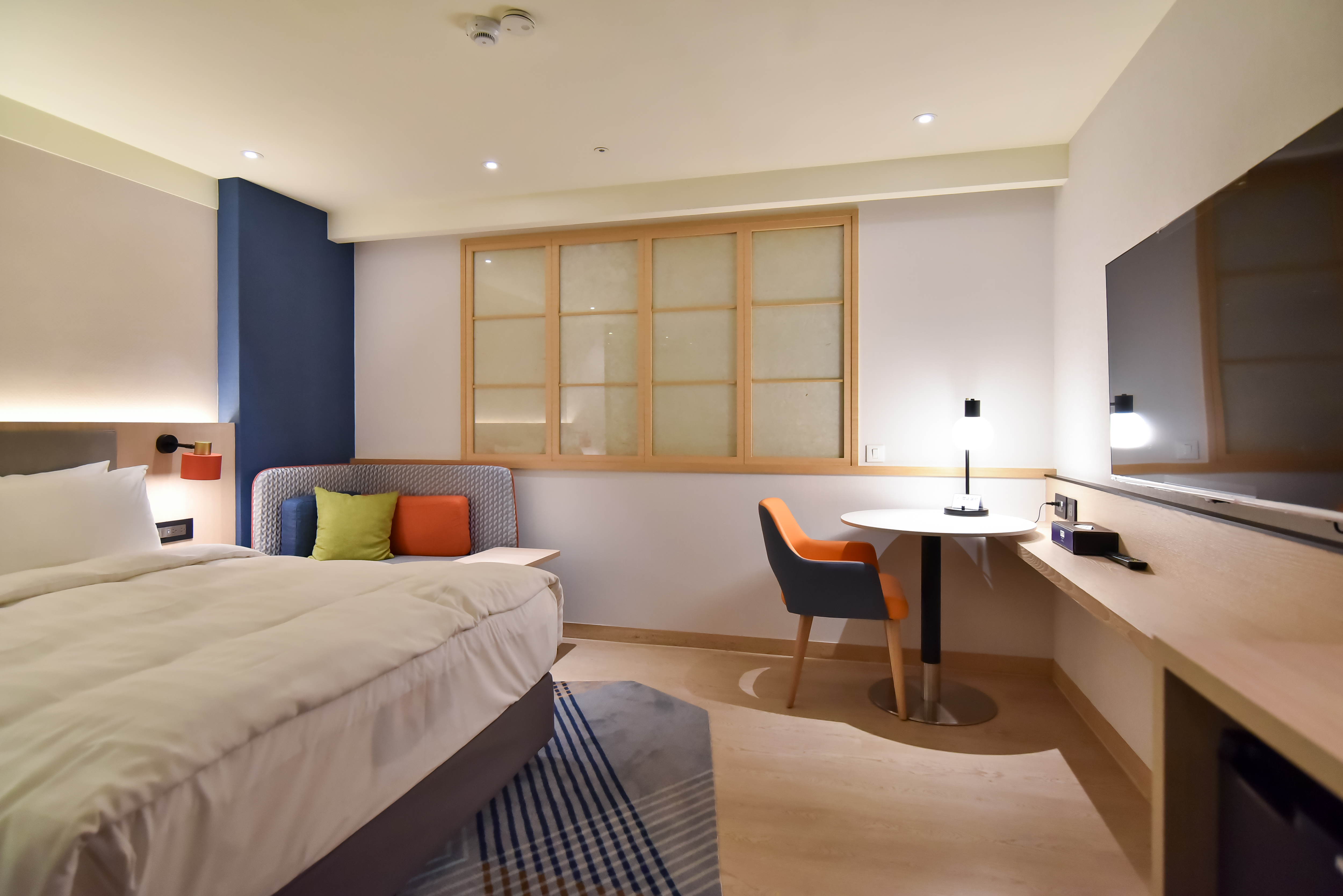 Double or Twin Standard