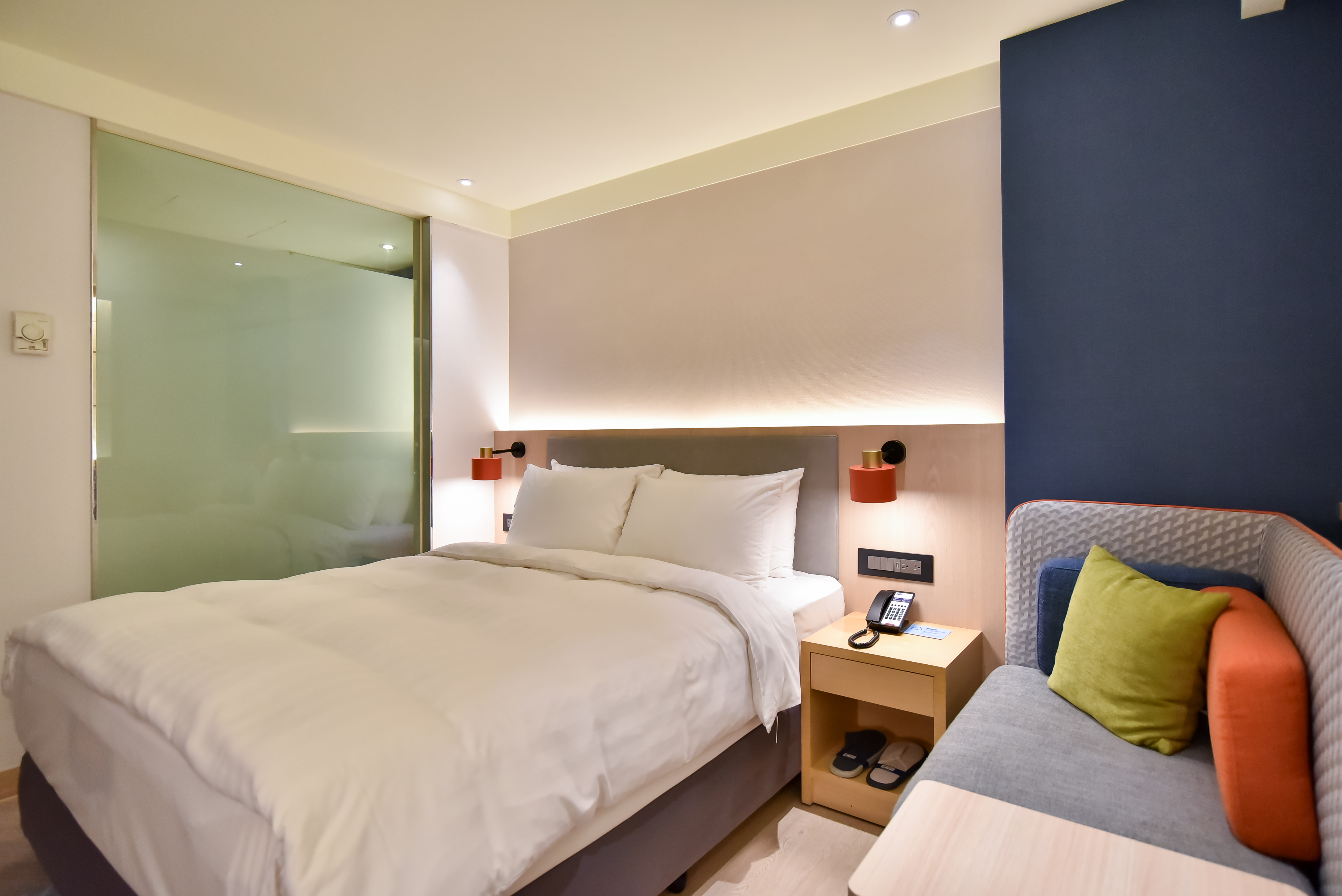 Double or Twin Standard