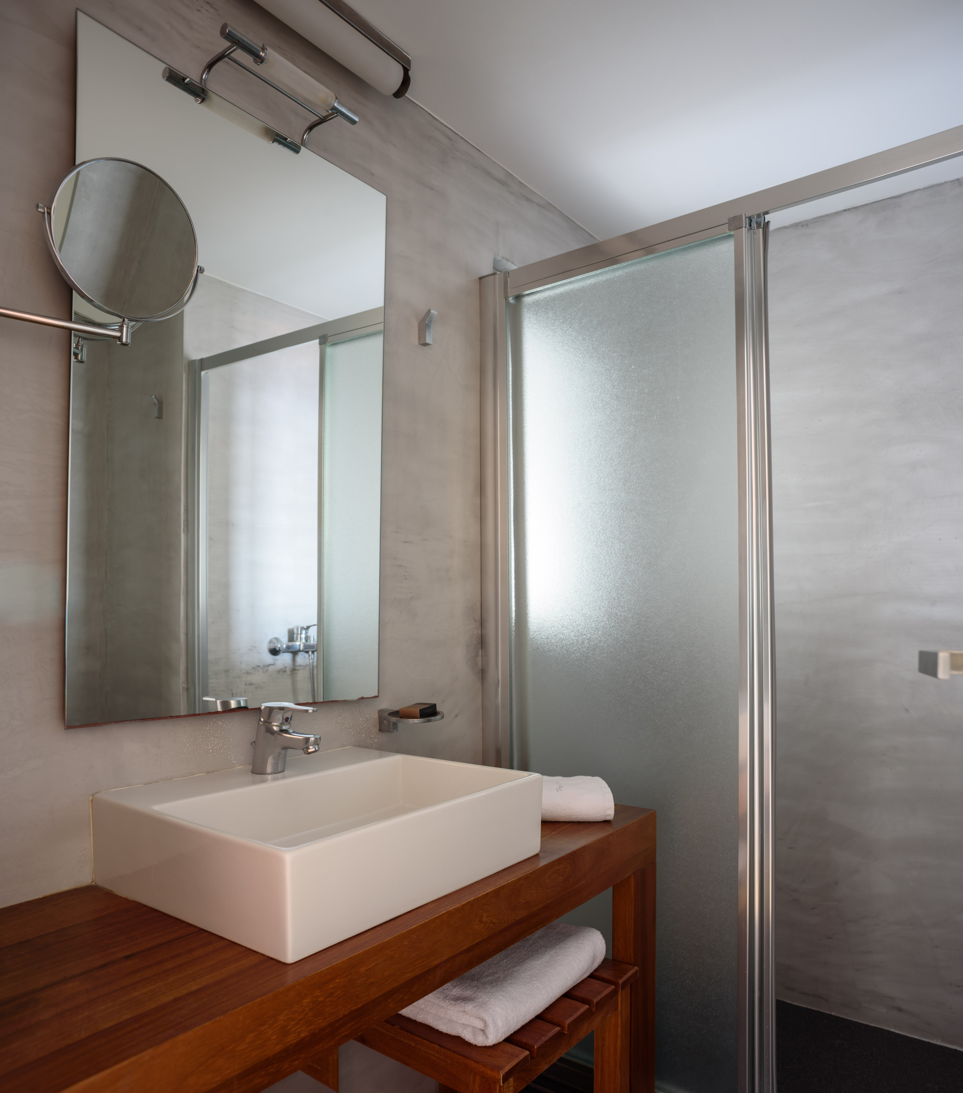 Double or Twin Standard