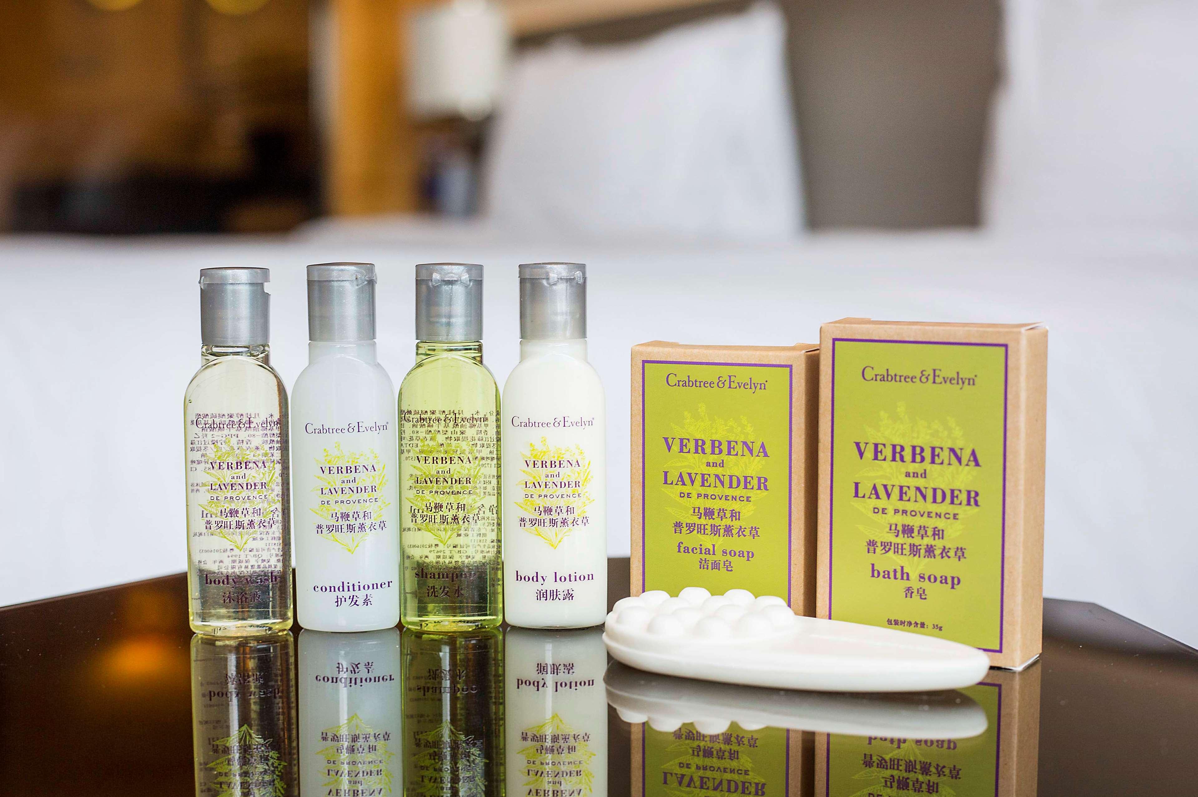 Double Deluxe King Bed