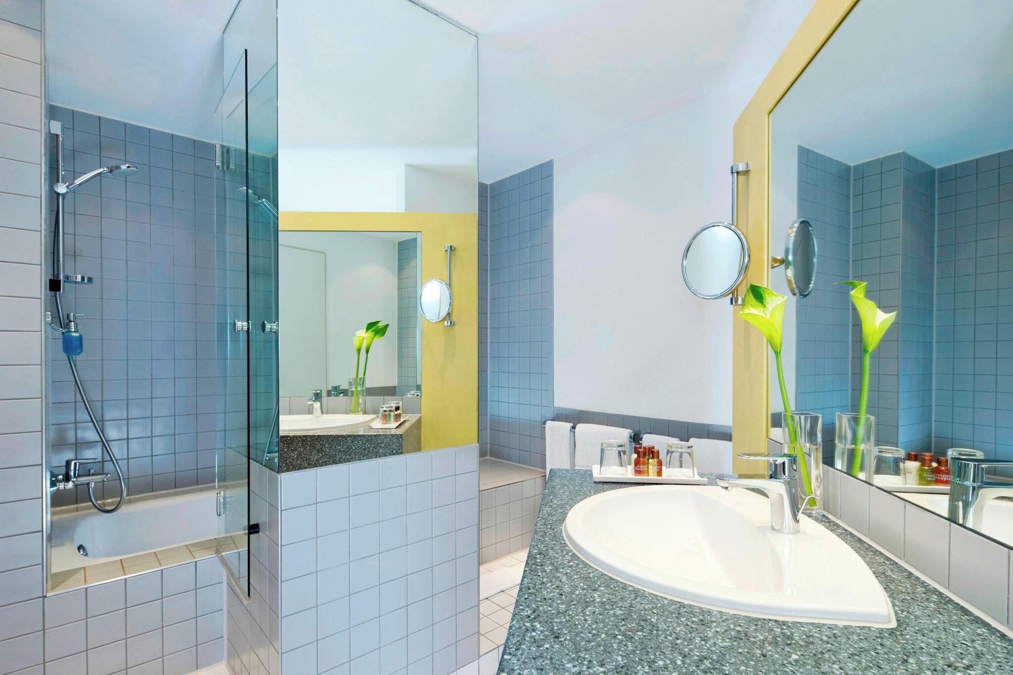 Junior Suite King Size Bed