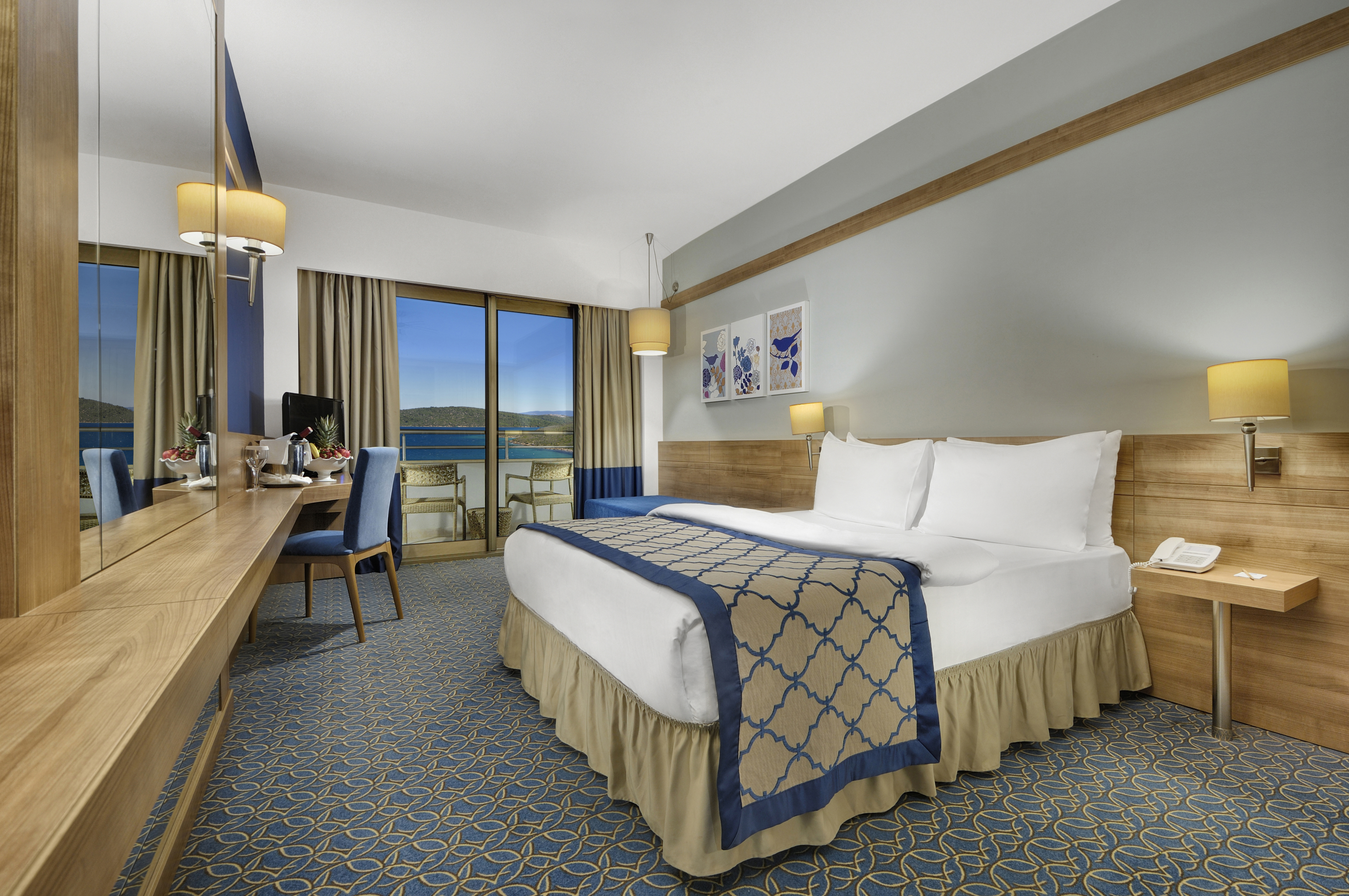 Triple Partial Sea View