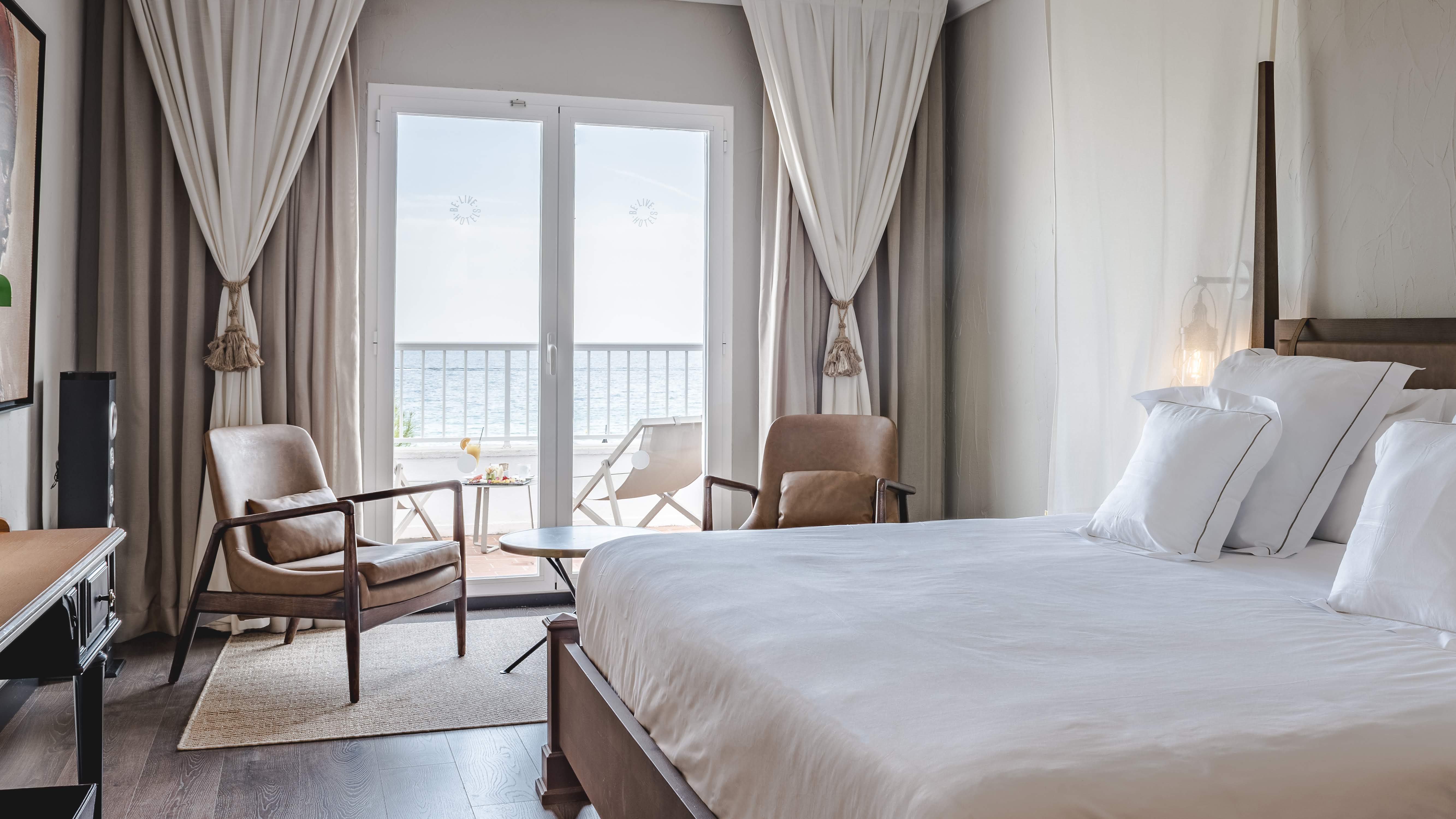 Double or Twin Superior Sea View