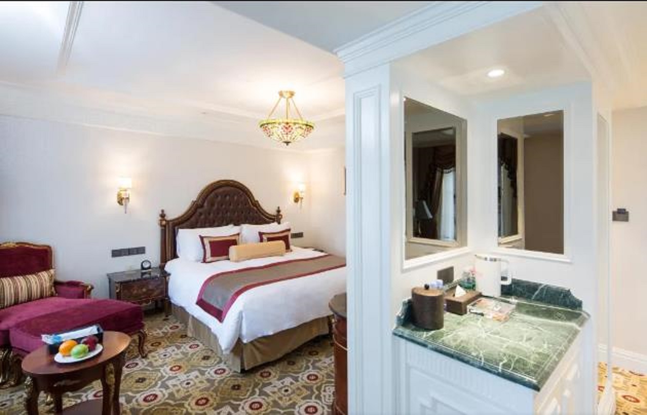 Double Business Superior