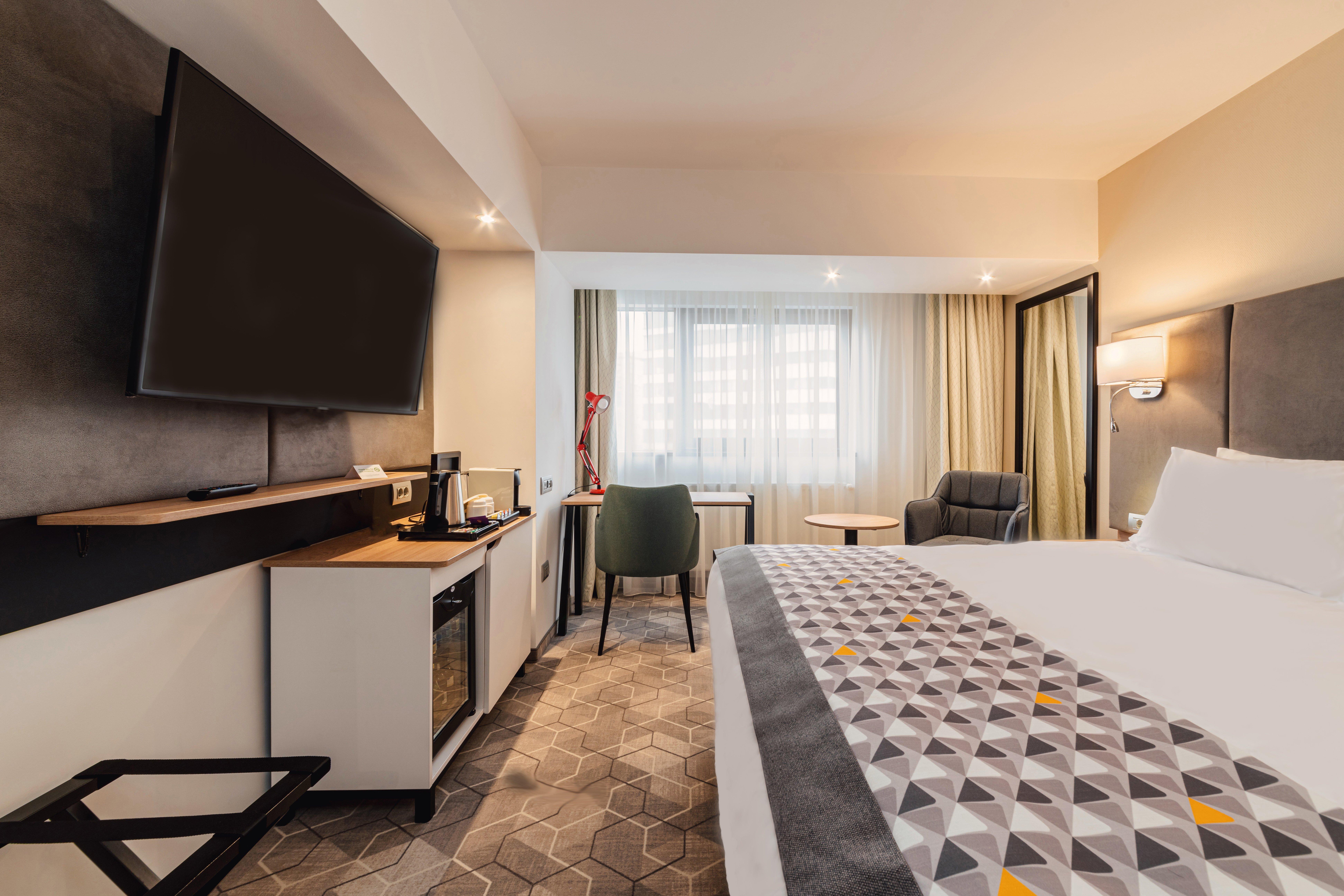 Double King Size Bed