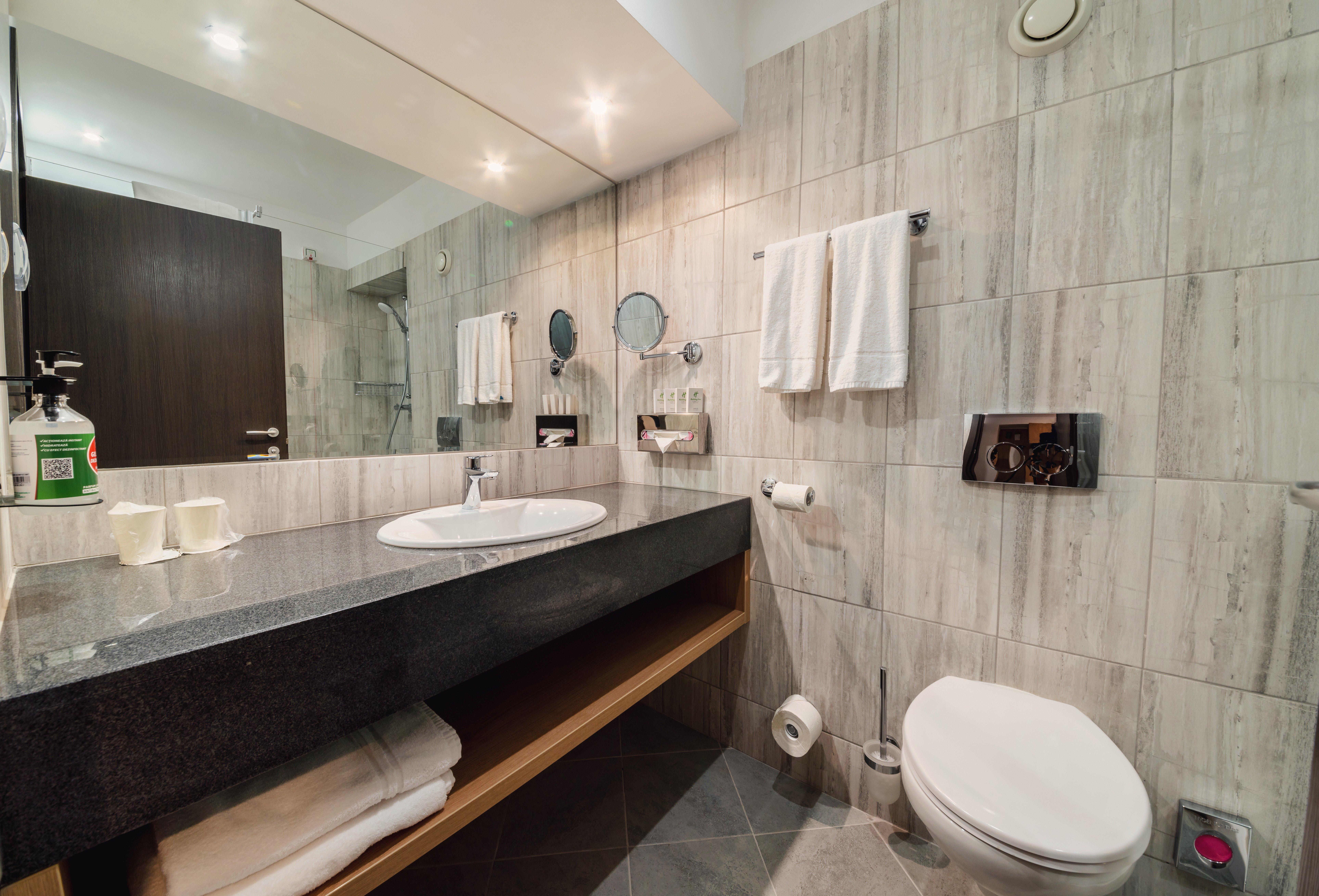 Double Premium City View