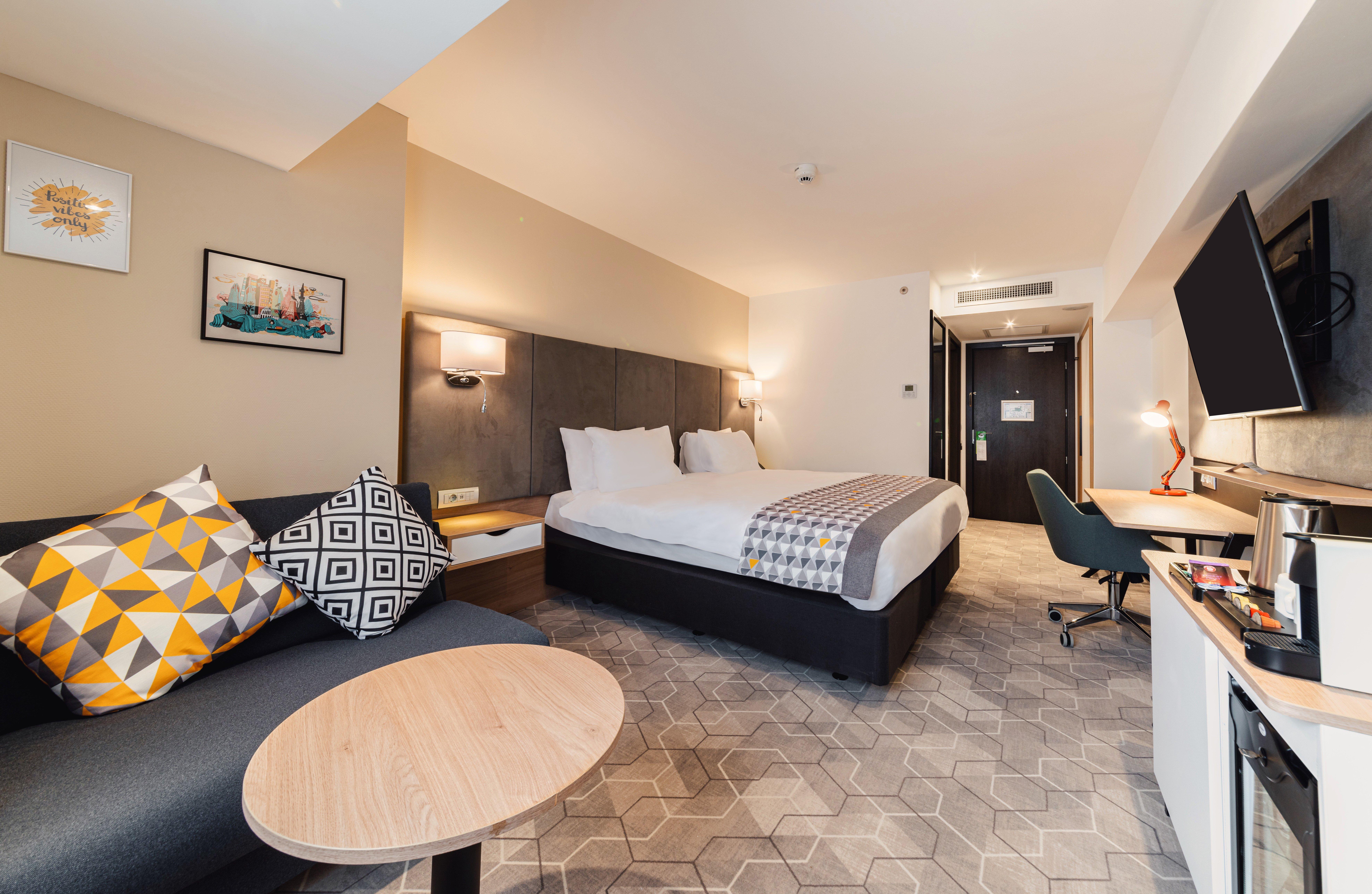 Double Premium City View