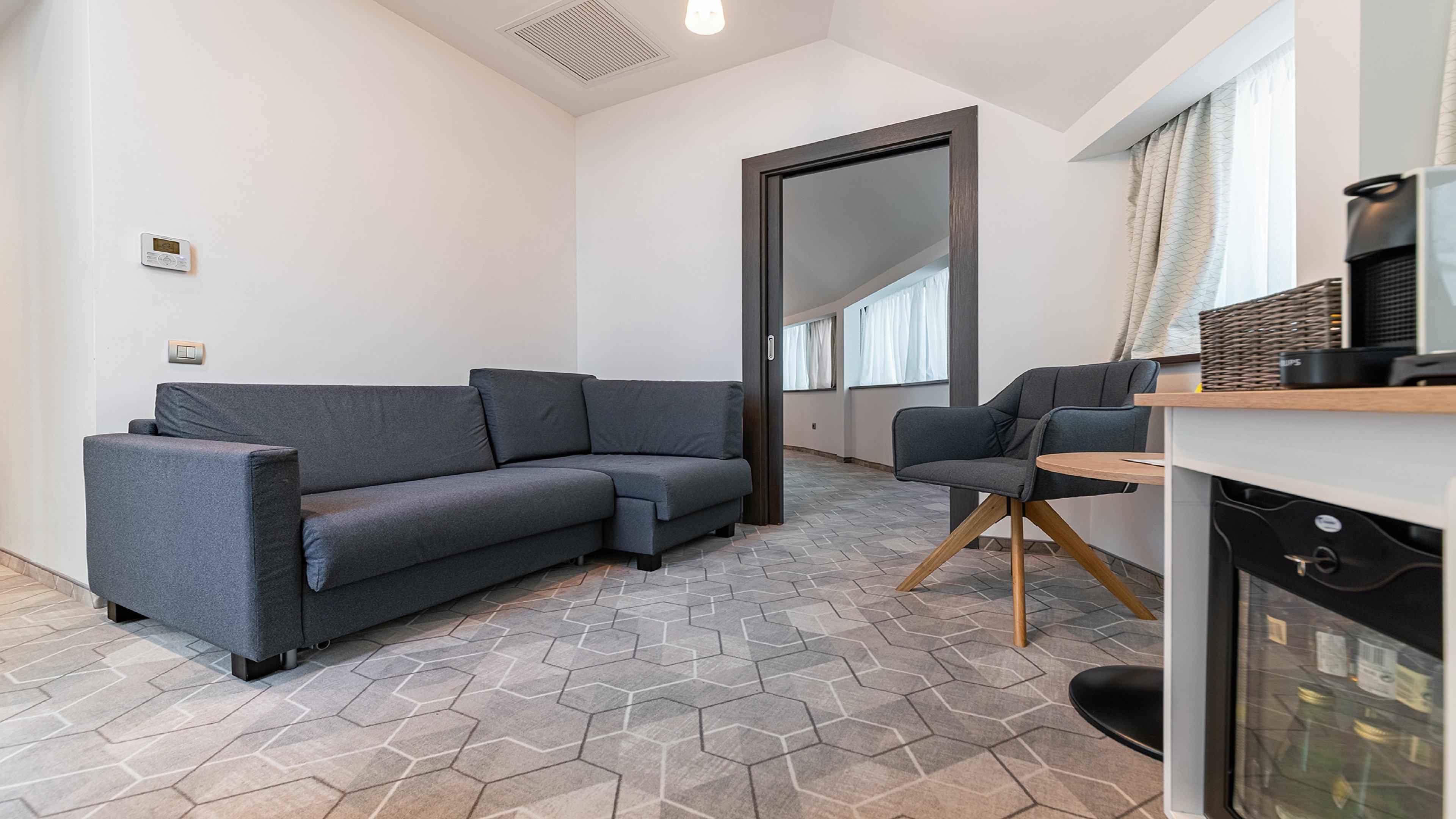 Suite City View King Bed