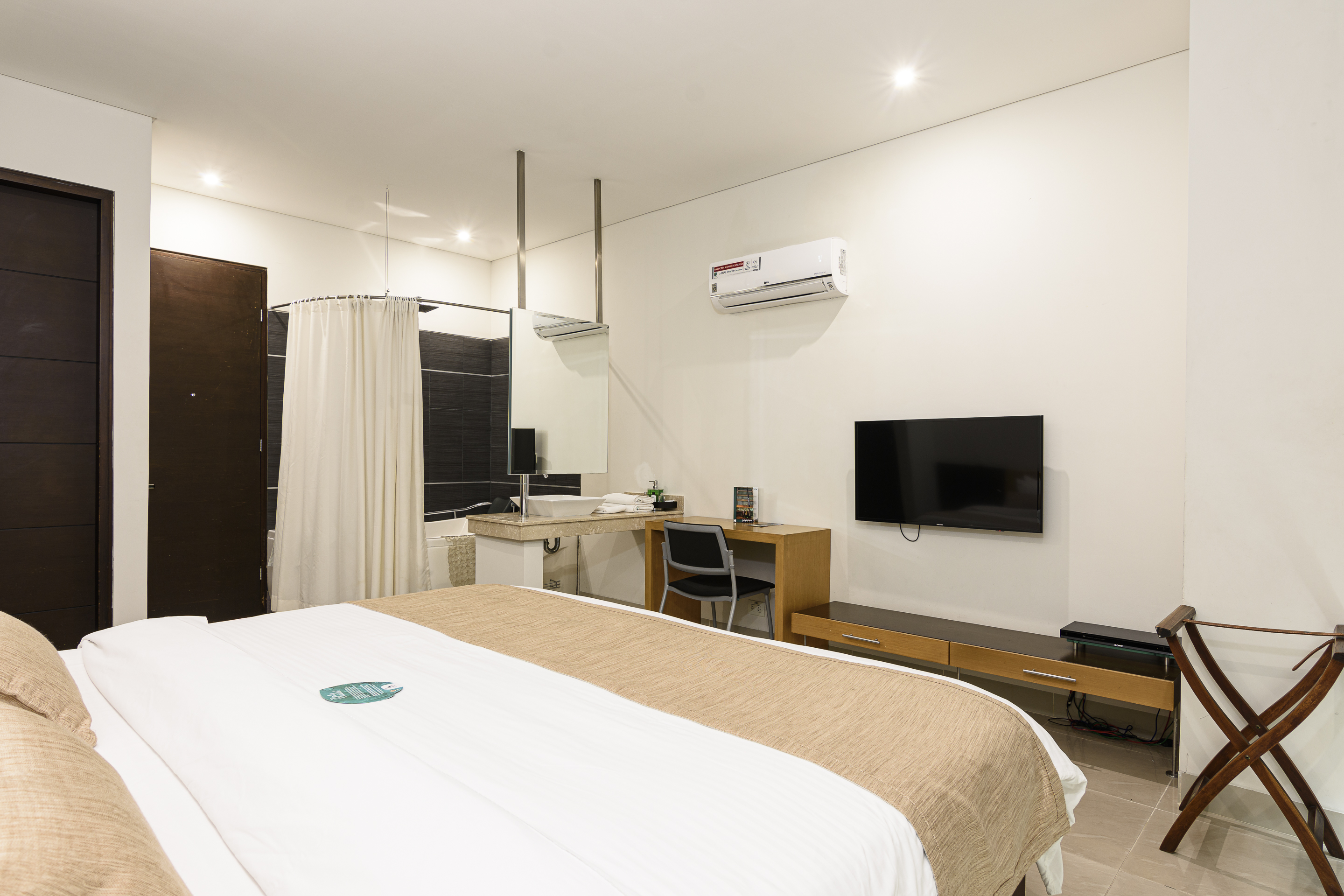 Junior Suite Capacity 1