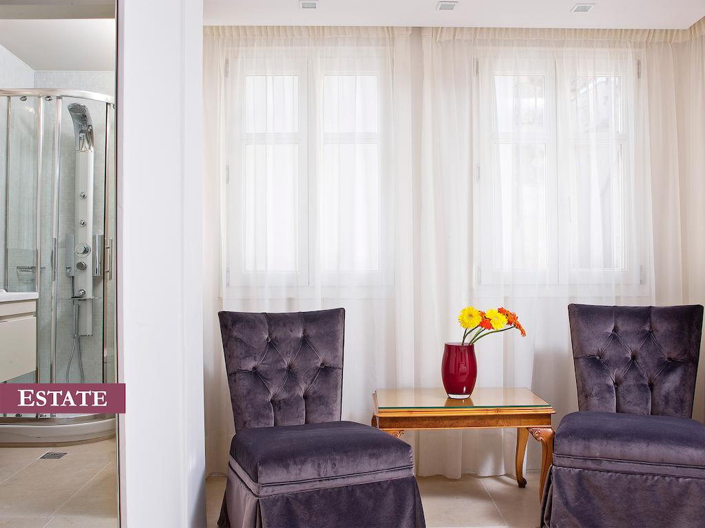 Double or Twin Executive