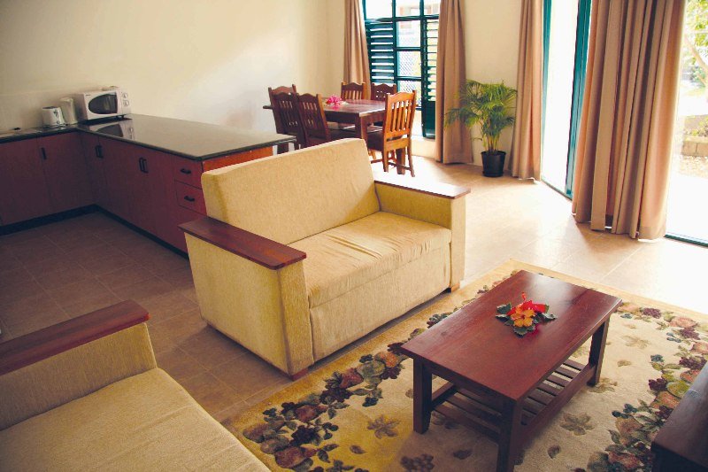 Studio Queen Size Bed