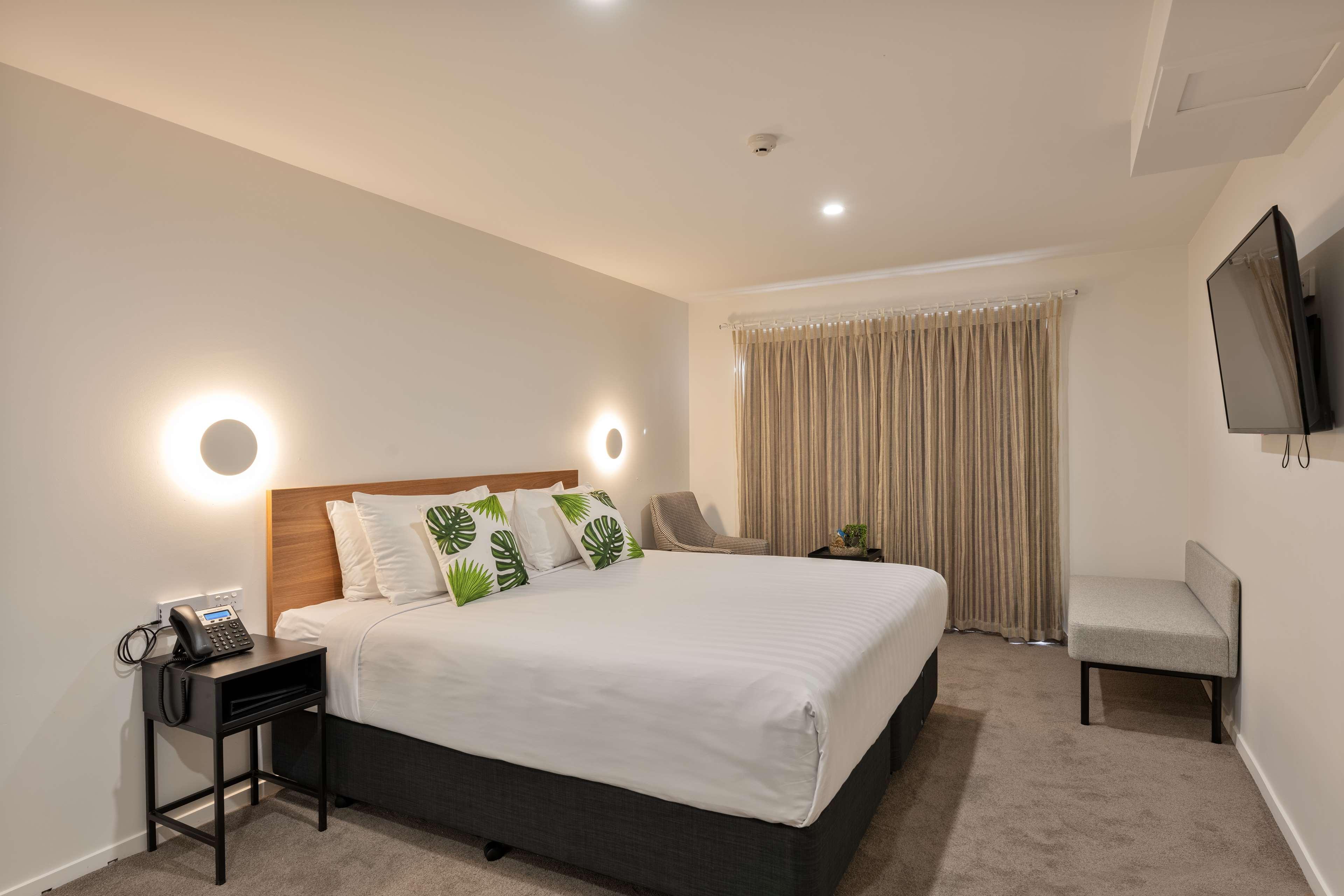 Double Superior King Bed