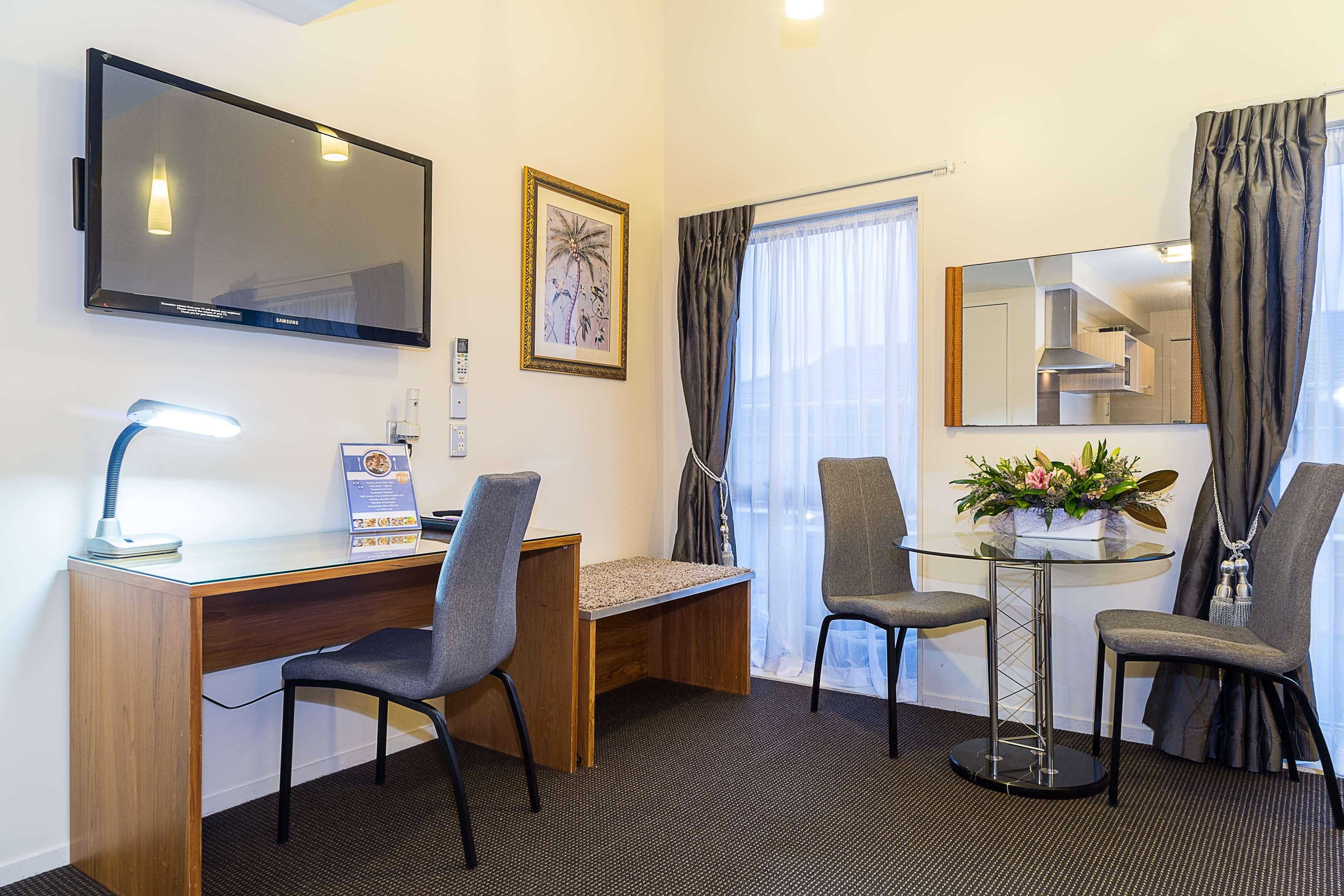 Apartment King Size Bed